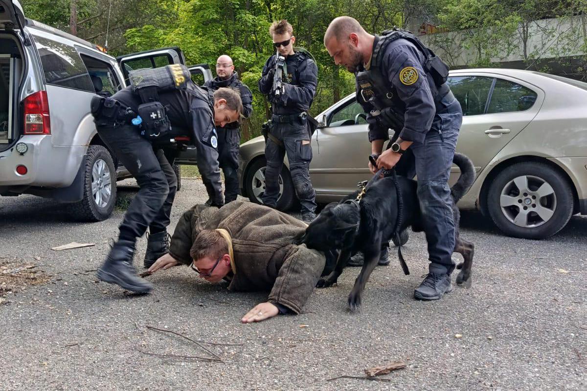 Cooper and son s.r.o. foto 1