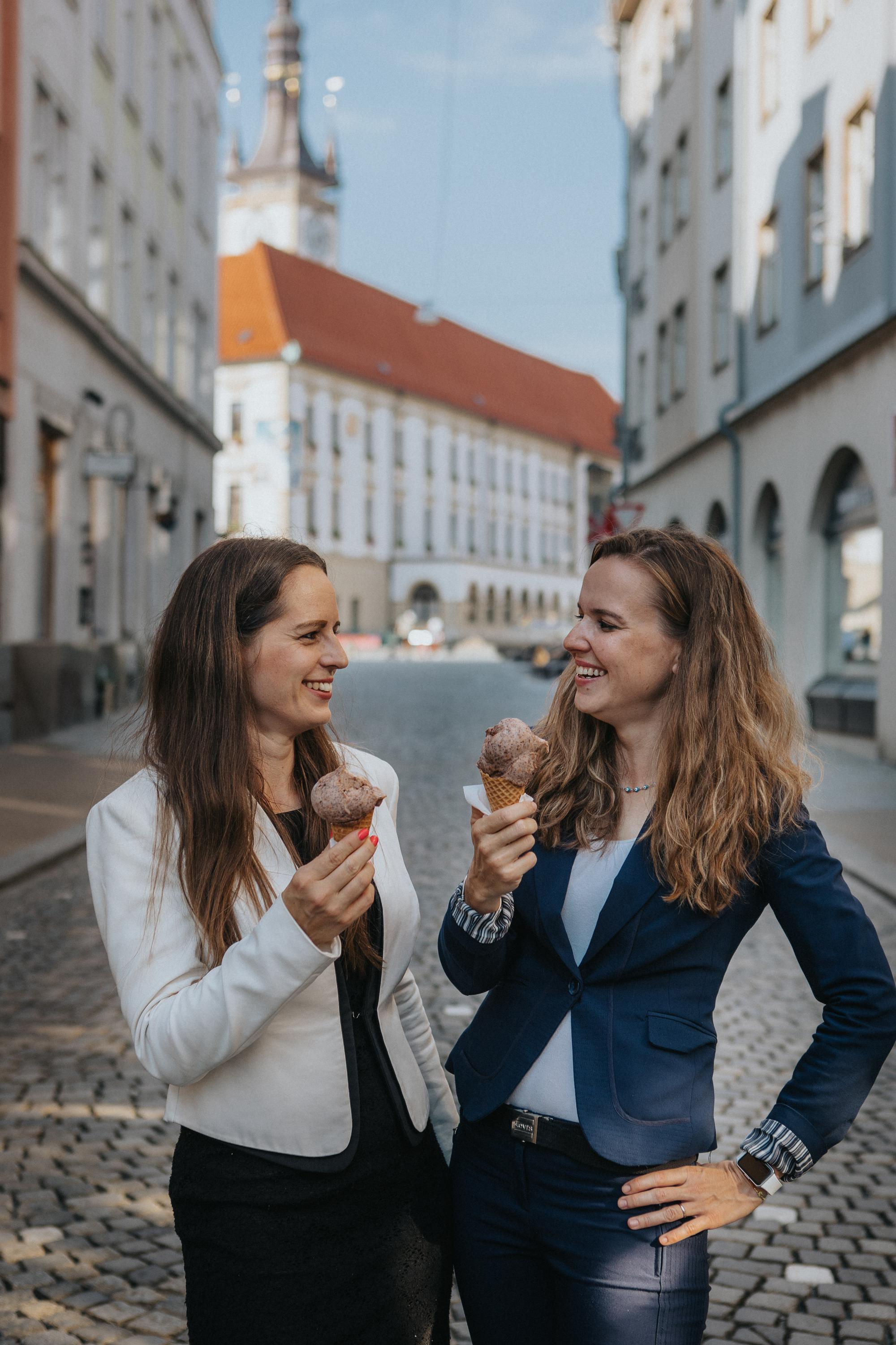 TIKA REALITY - Realitní kancelář foto 3