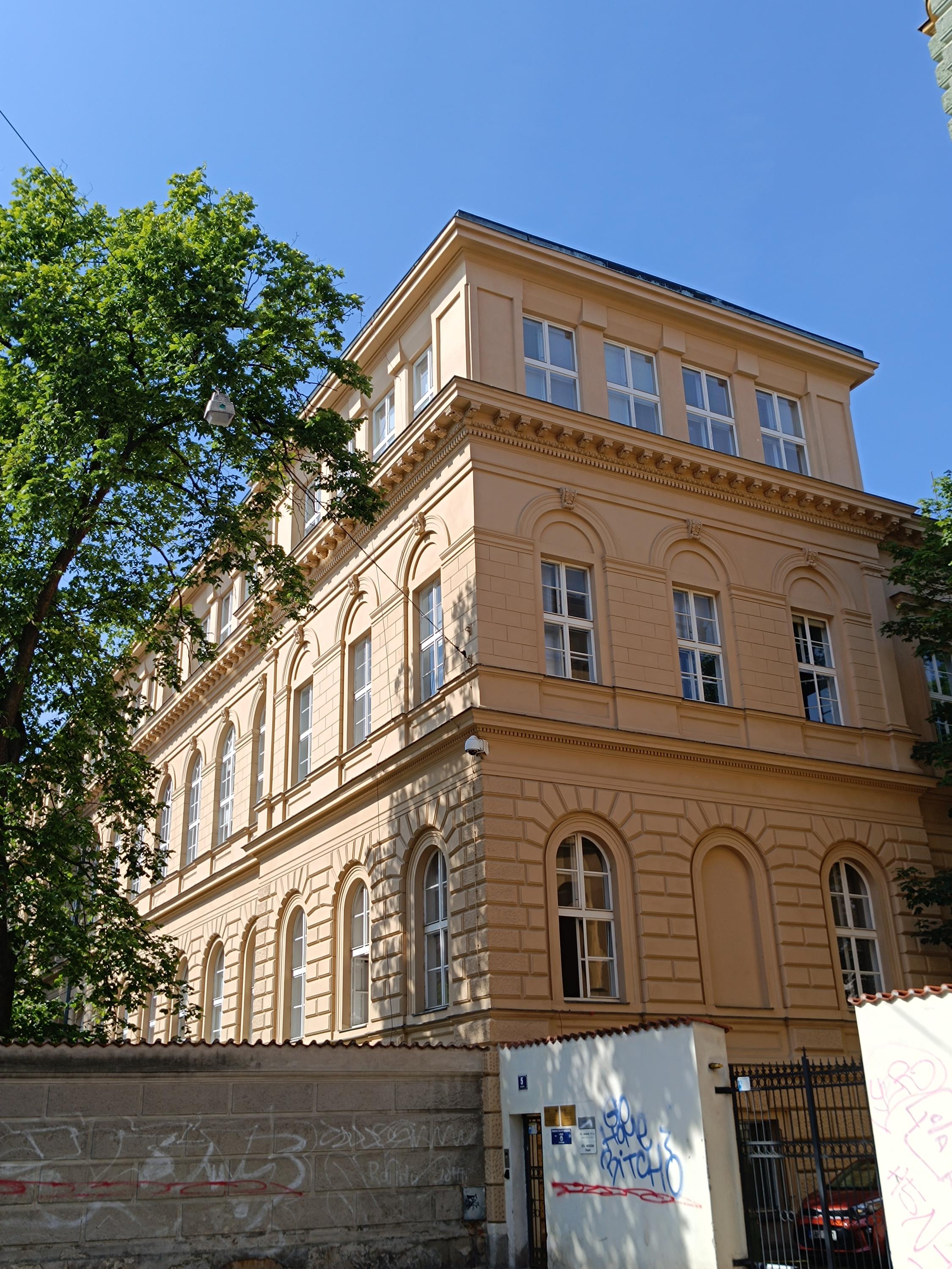 Ústav tělovýchovného lékařství 1. LF - Univerzita Karlova foto 3