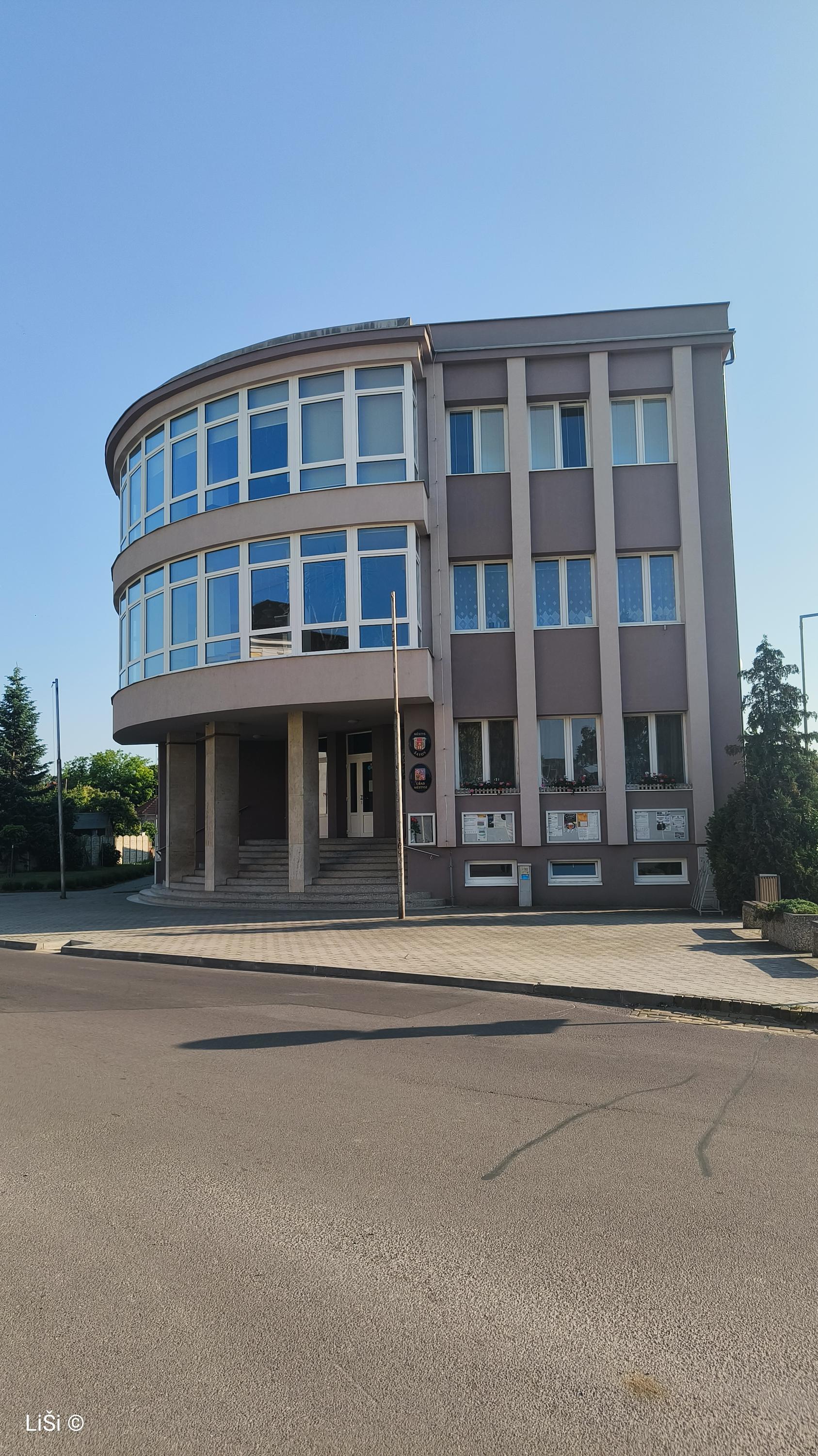 Šatov - úřad městysu foto 3