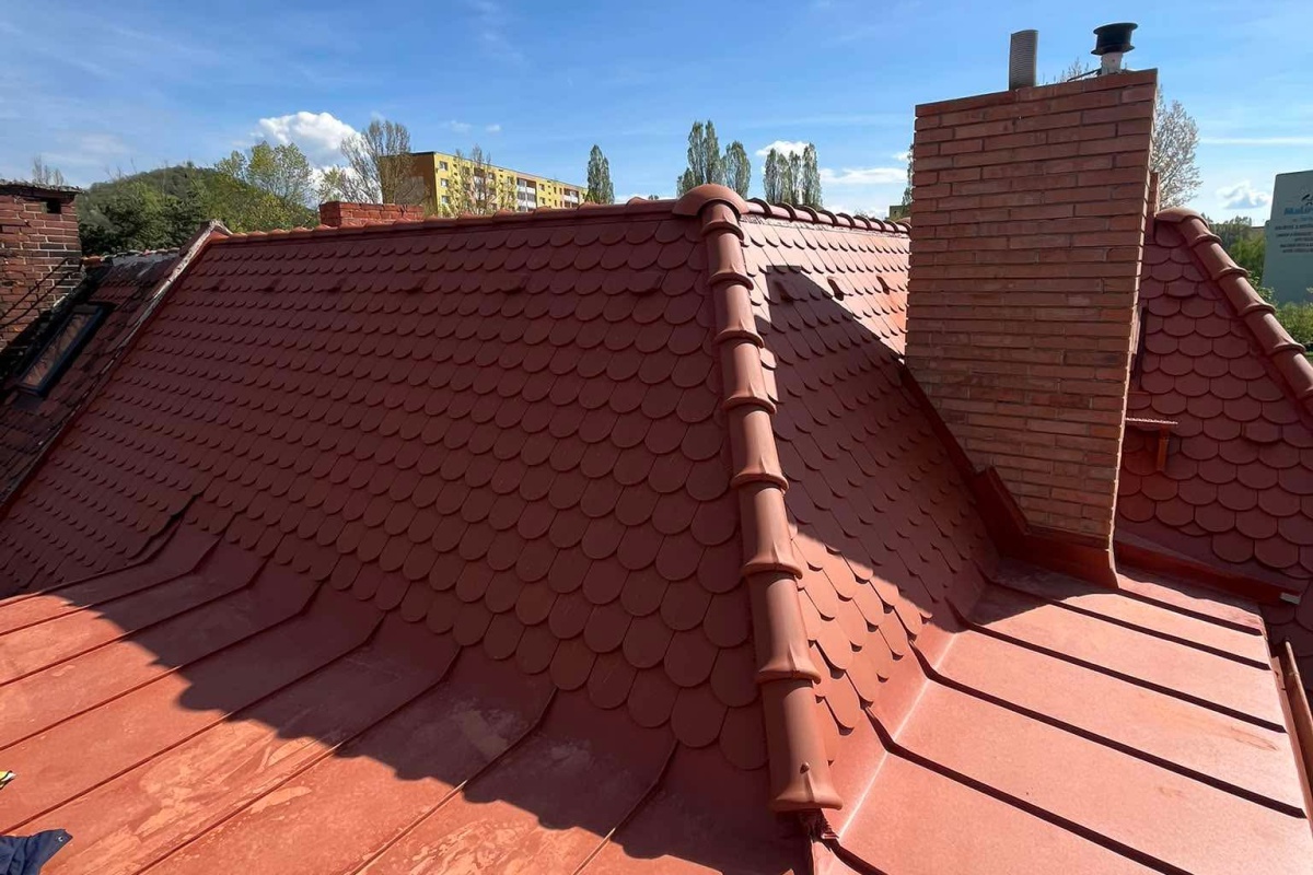 NastřešePodstřechou s.r.o