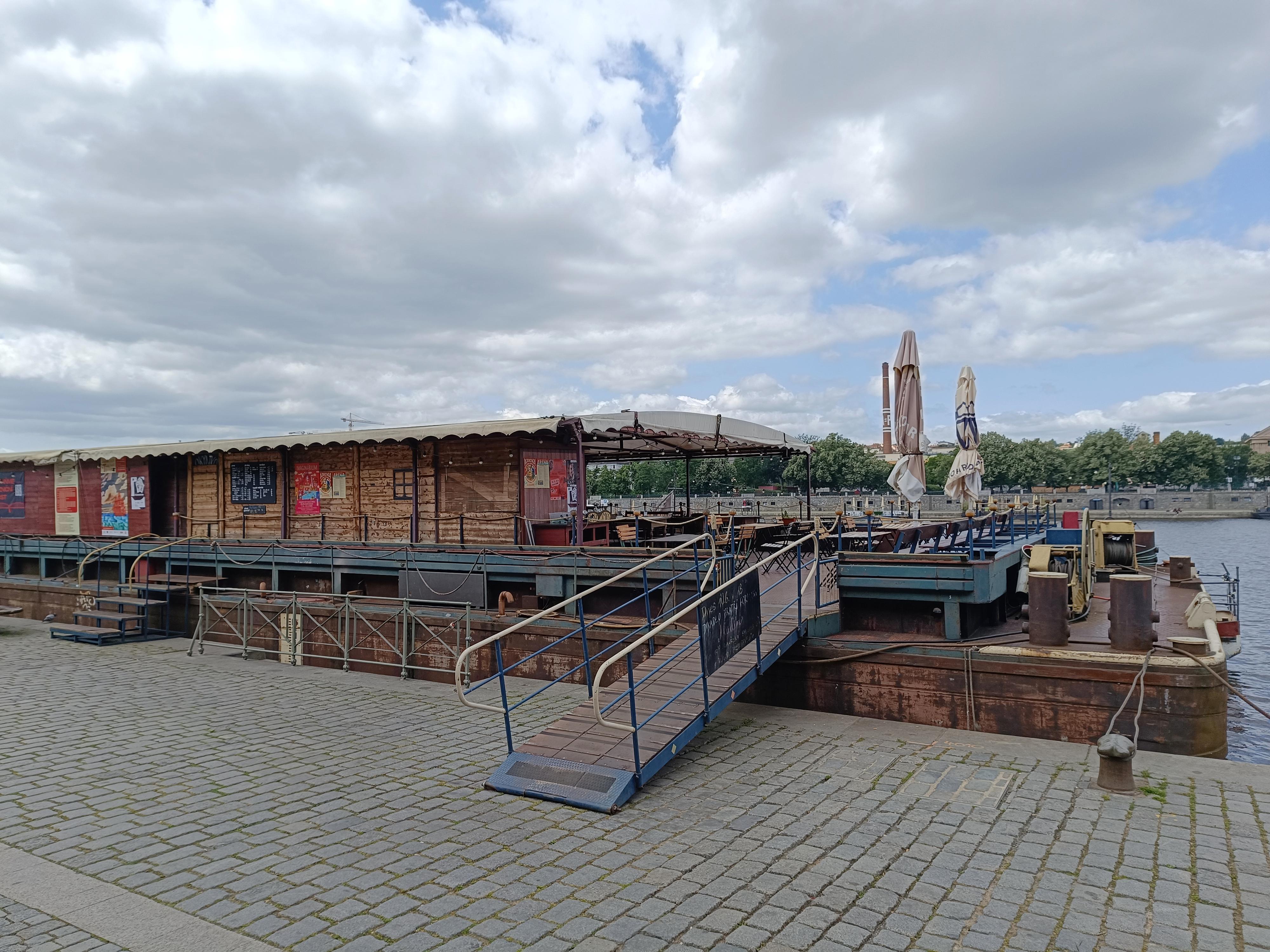 Loď Tajemství foto 5