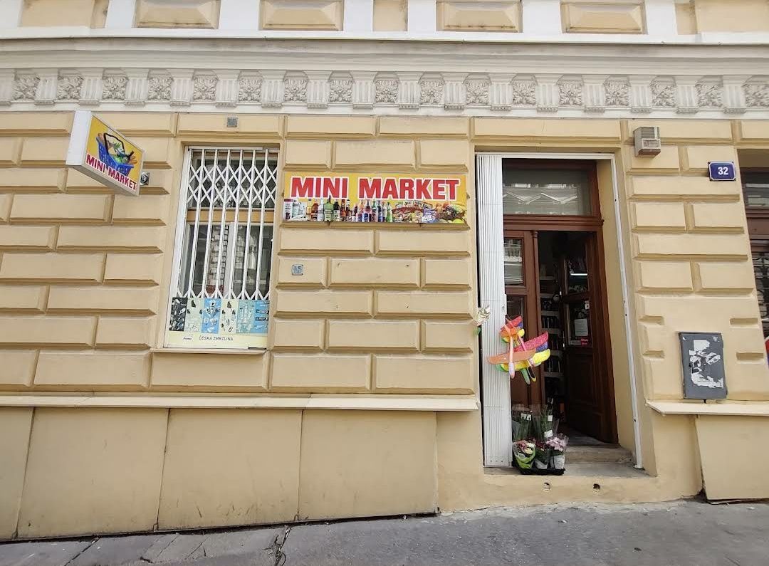 Mini Market foto 2