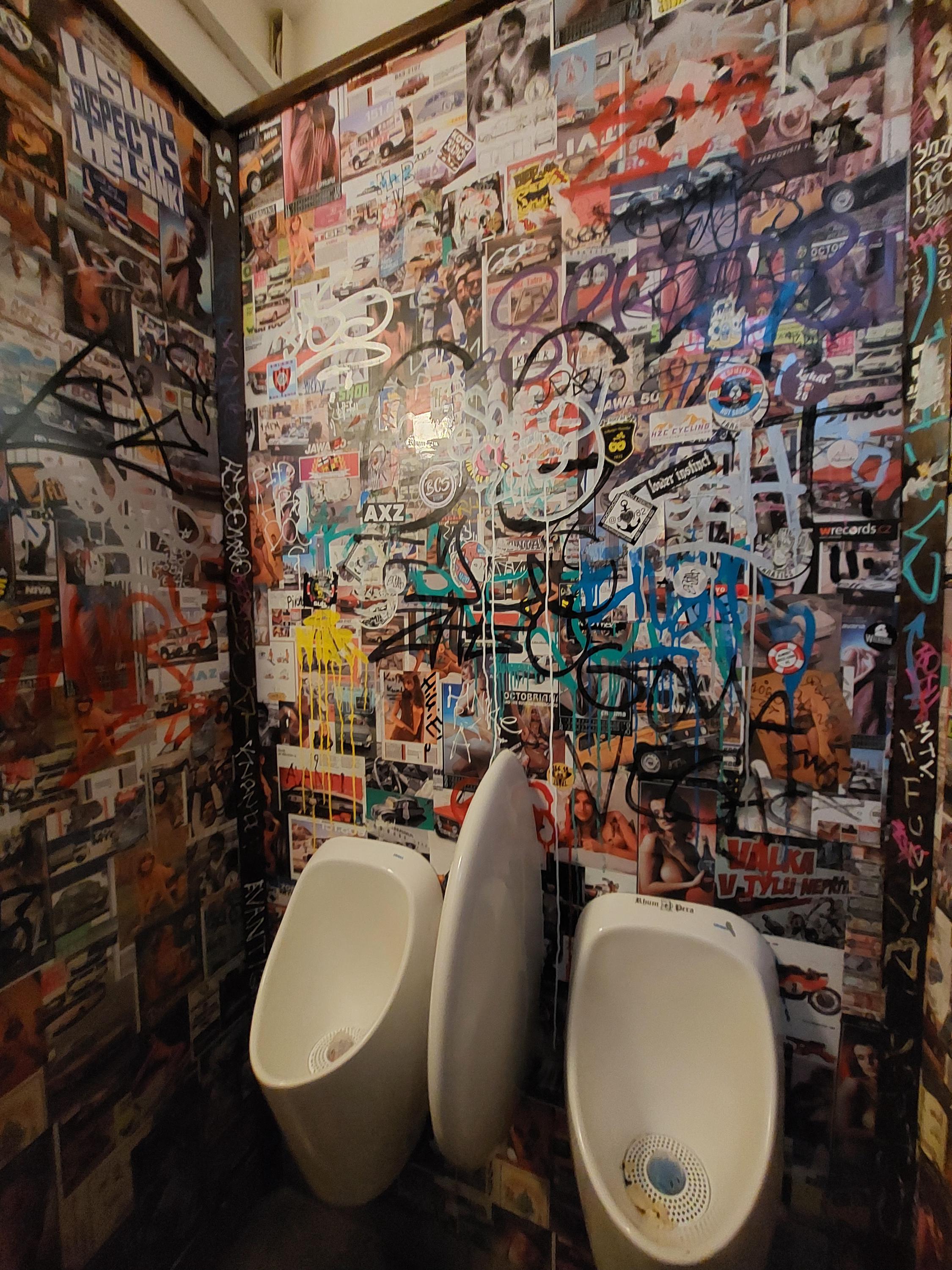 Lokál U Bílé kuželky foto 3
