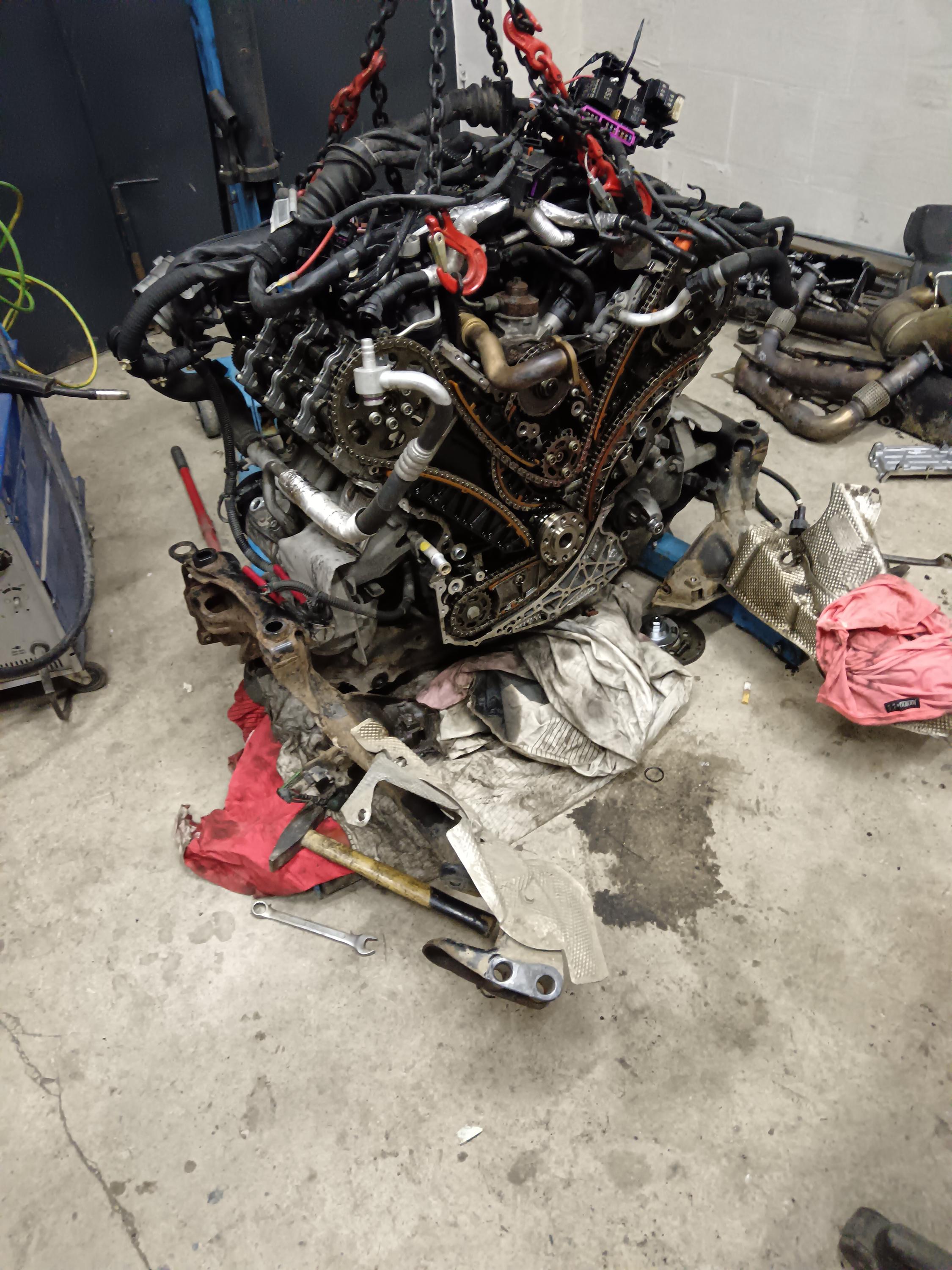 Opravy silničních vozidel - Josef Goroľ foto 3