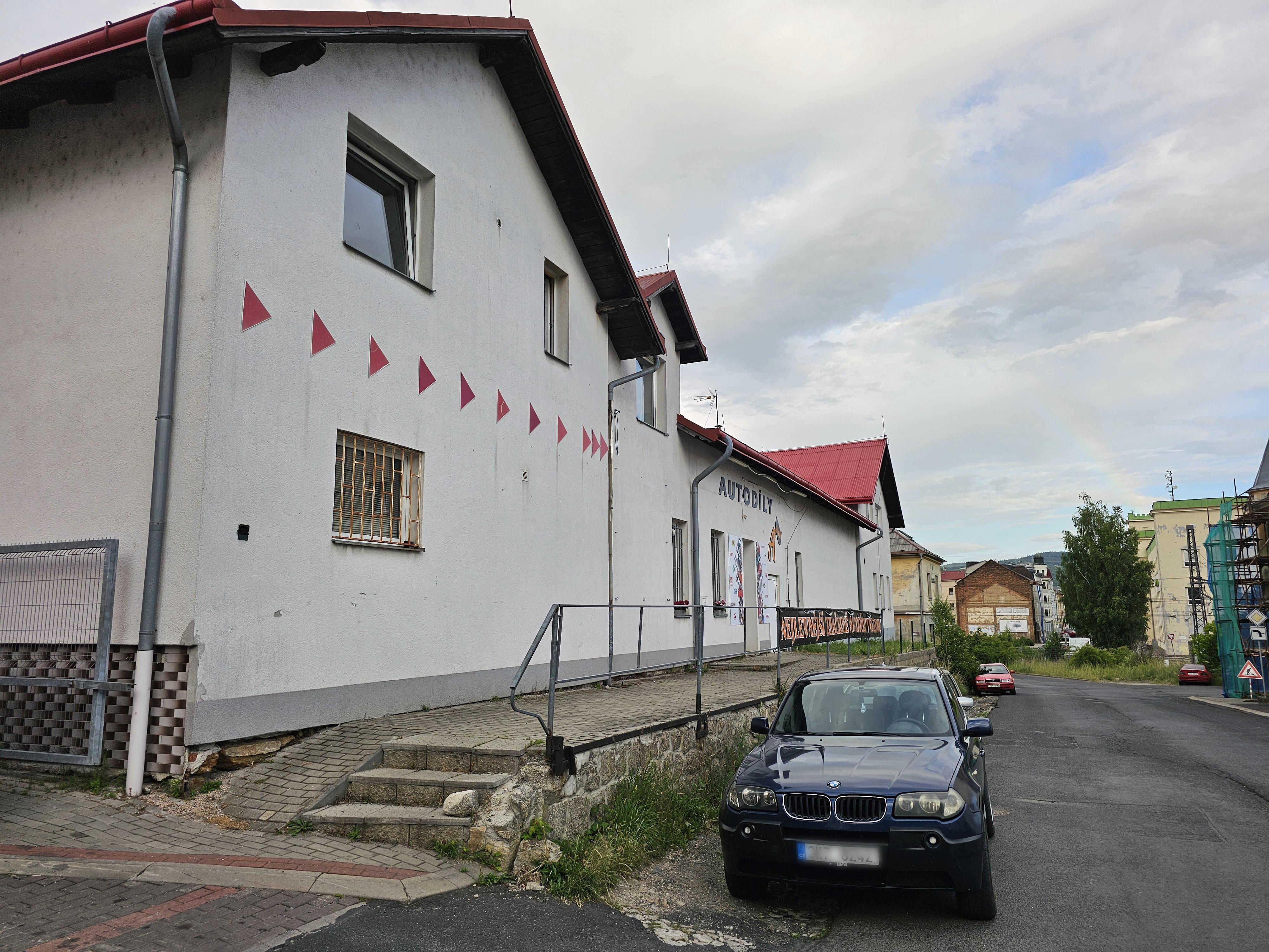 Autodílynej foto 5