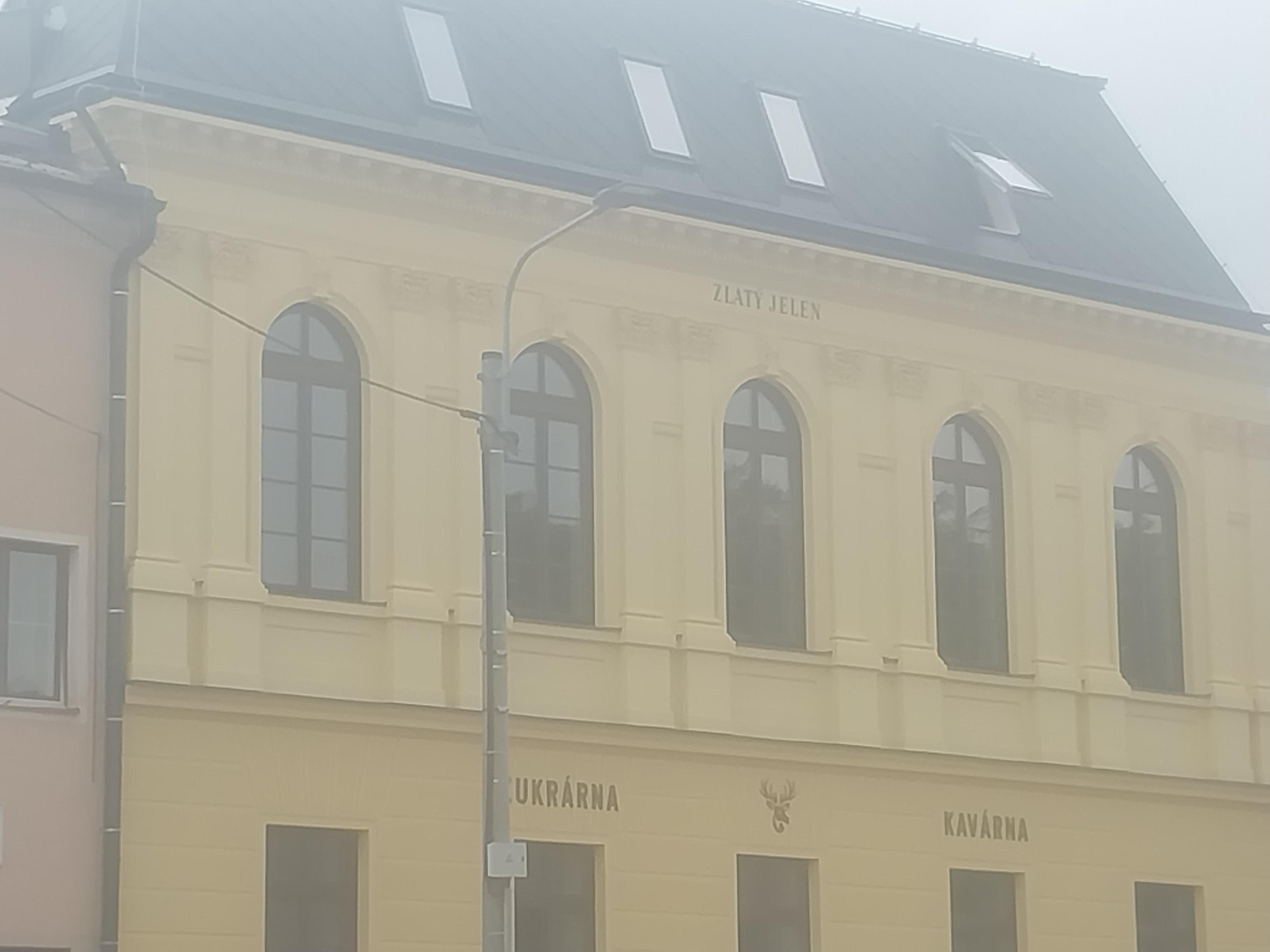 Cukrárna kavárna Zlatý Jelen foto 2