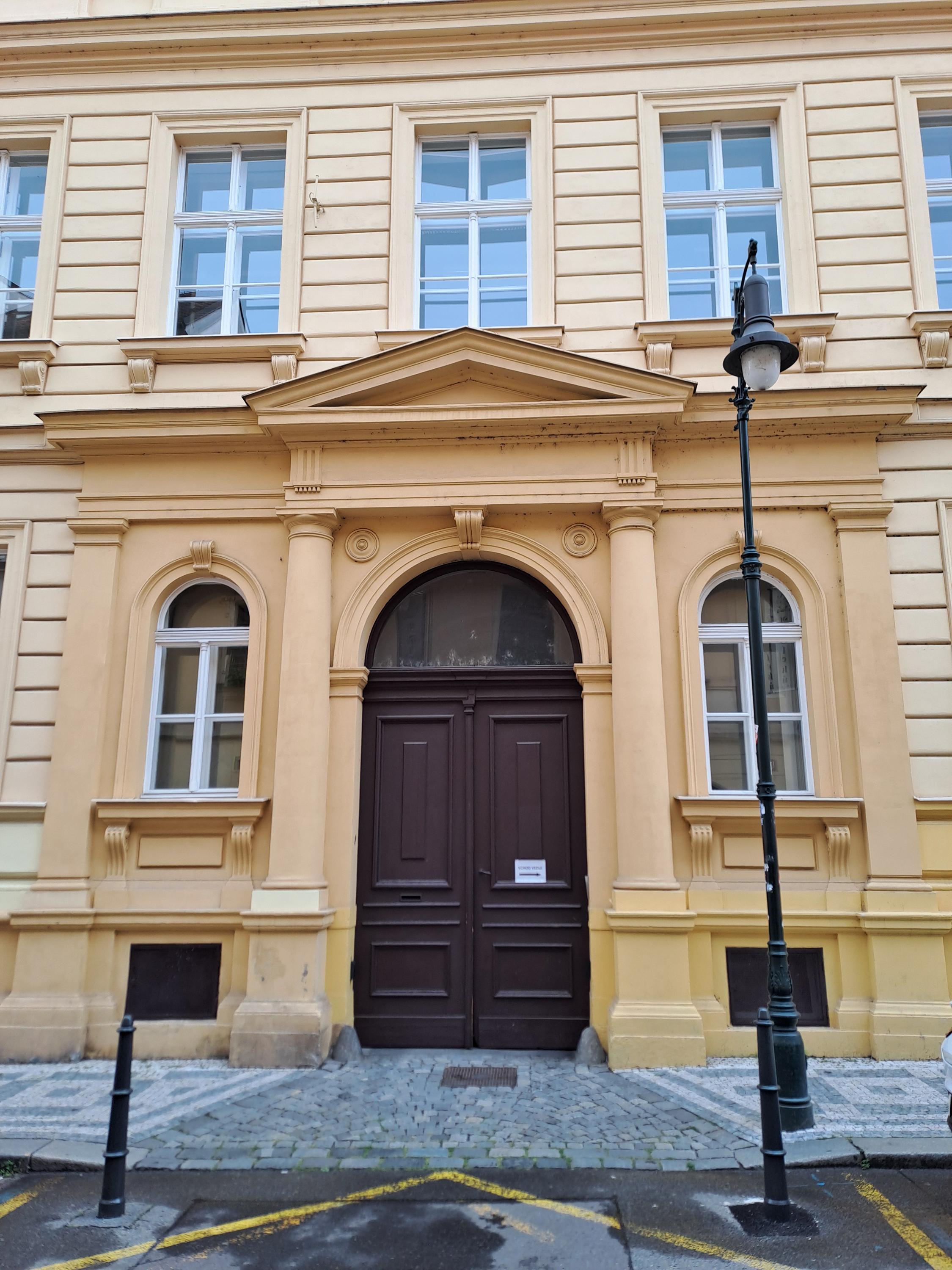 Masarykova střední škola chemická, Praha 1 foto 2