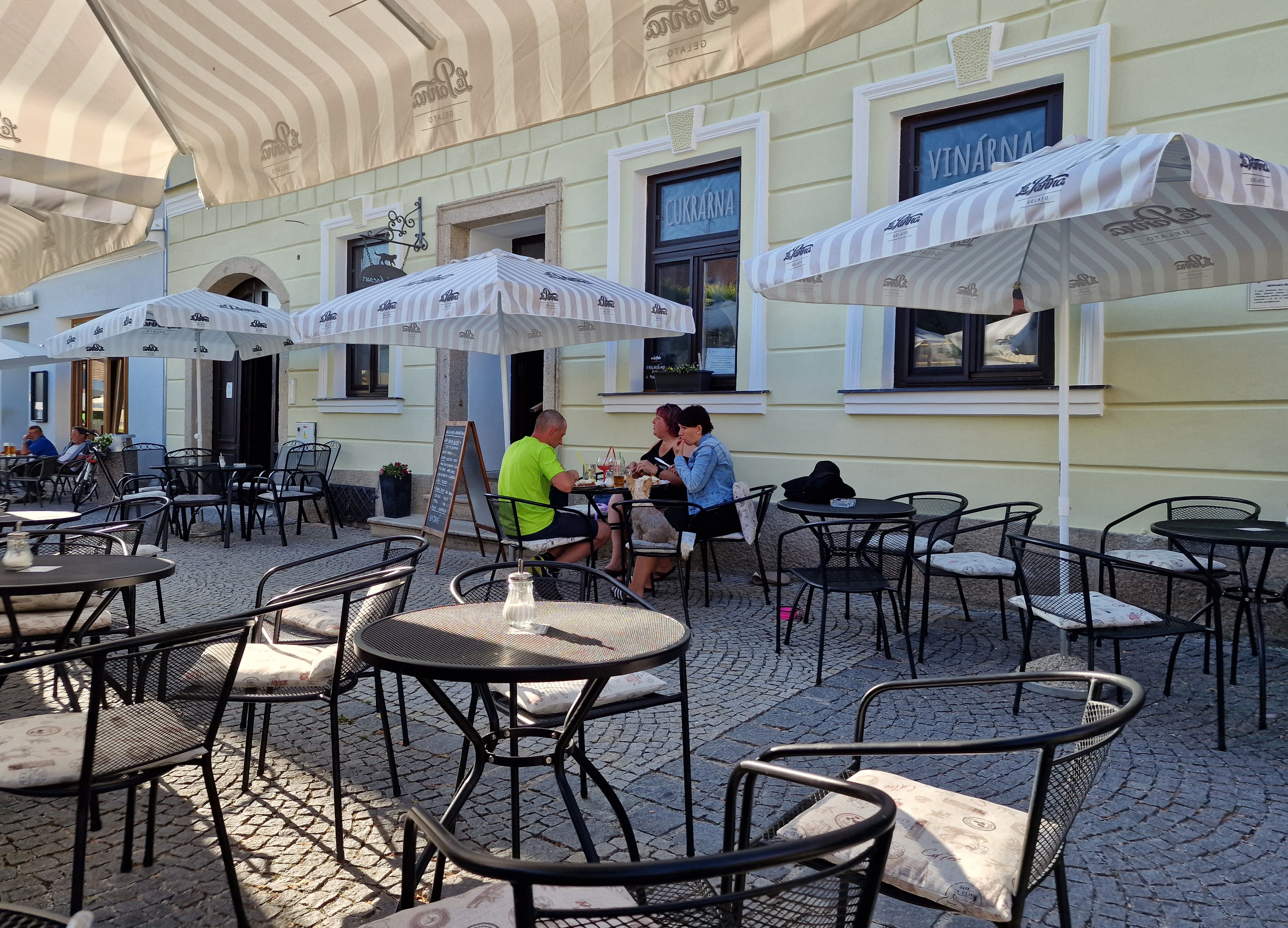 Kavárna a cukrárna Mlsný kocour foto 6