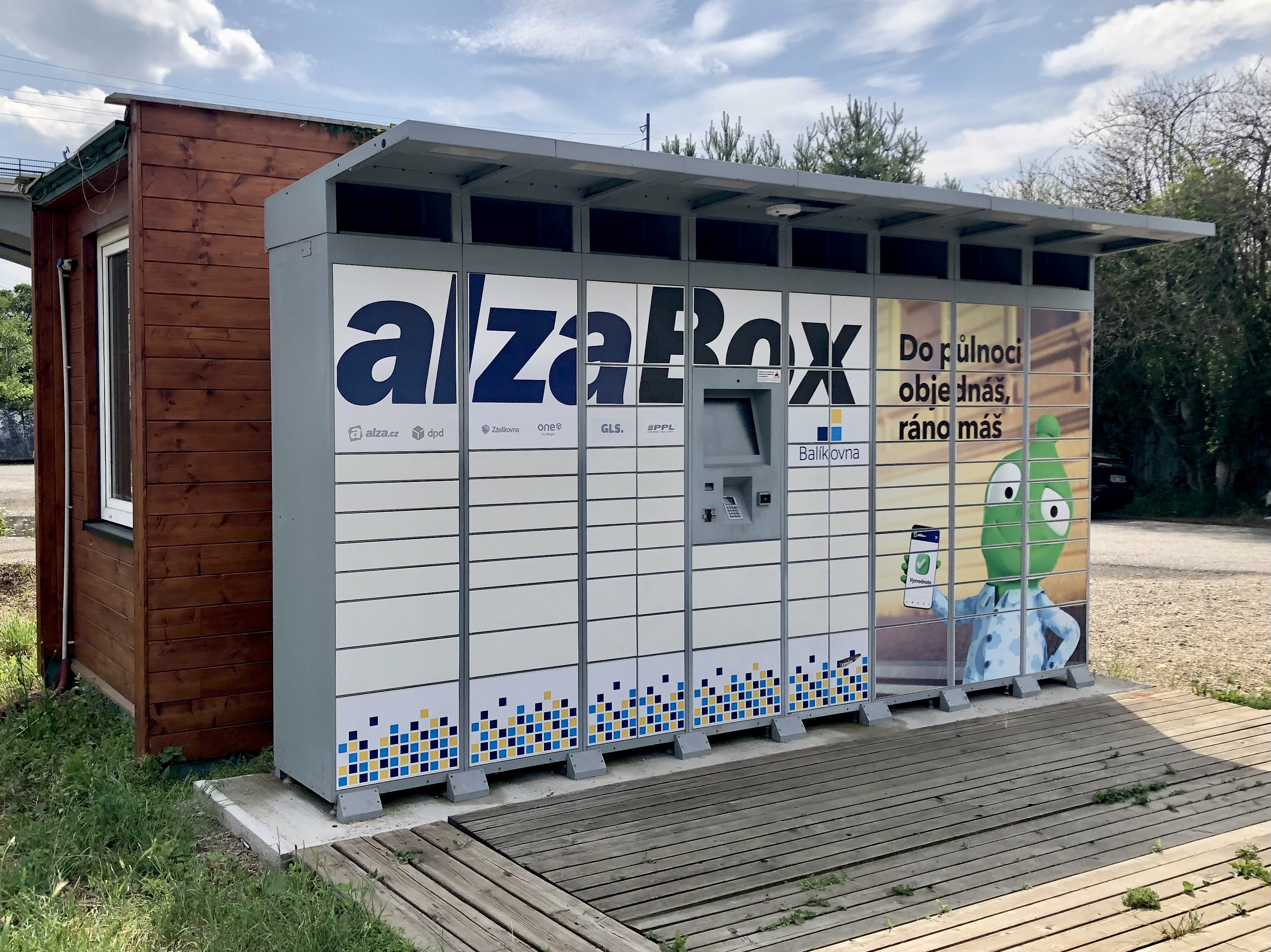 AlzaBox