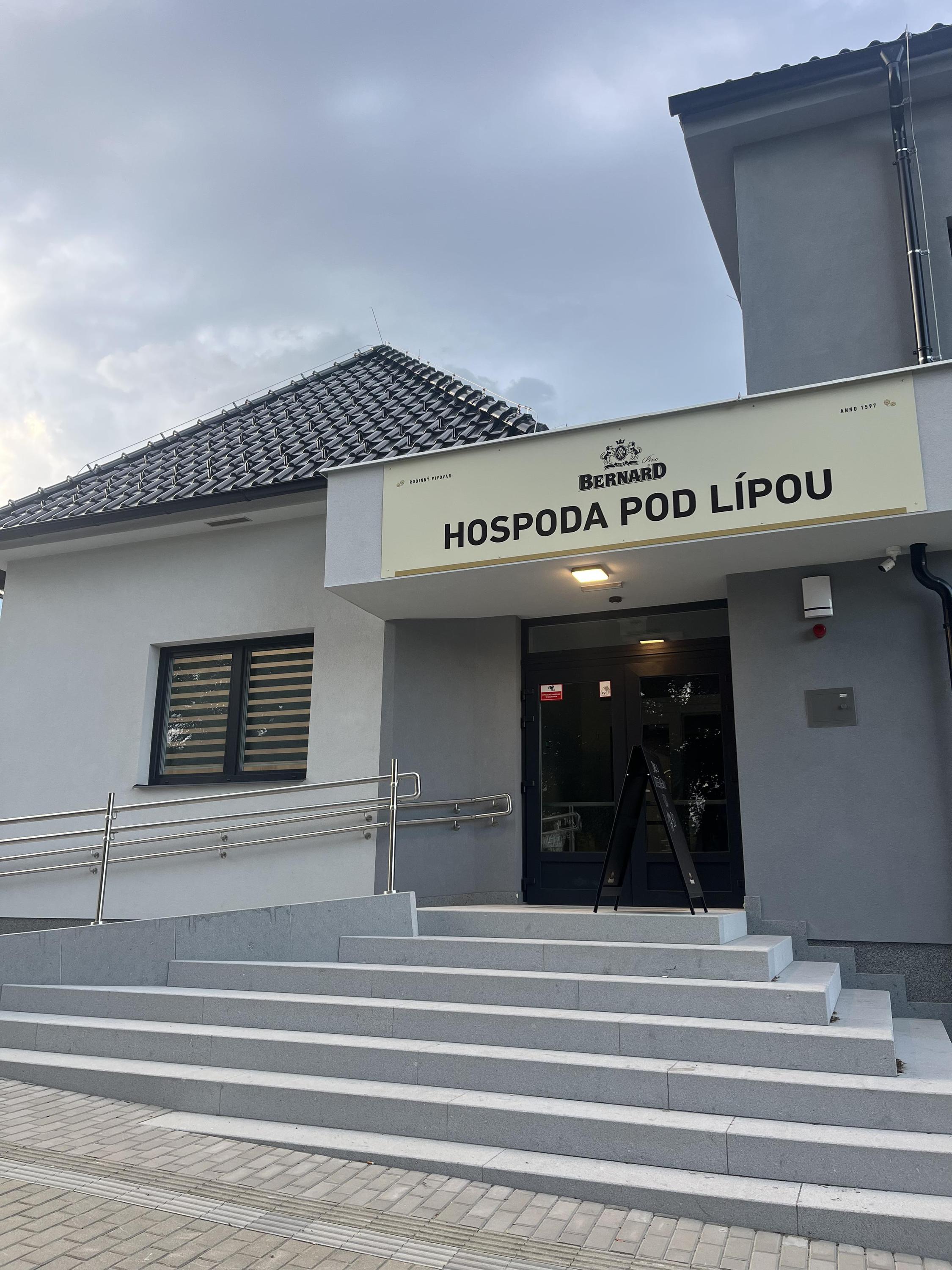 Hospoda Pod Lípou foto 2