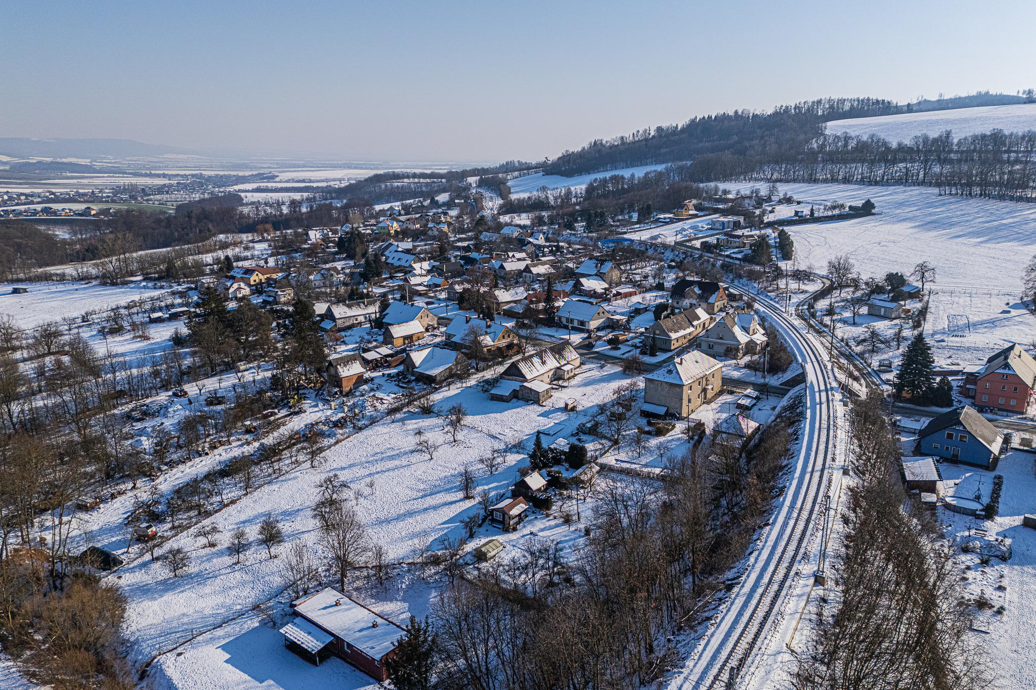 Prodej stavebního pozemku v obci Obědné.