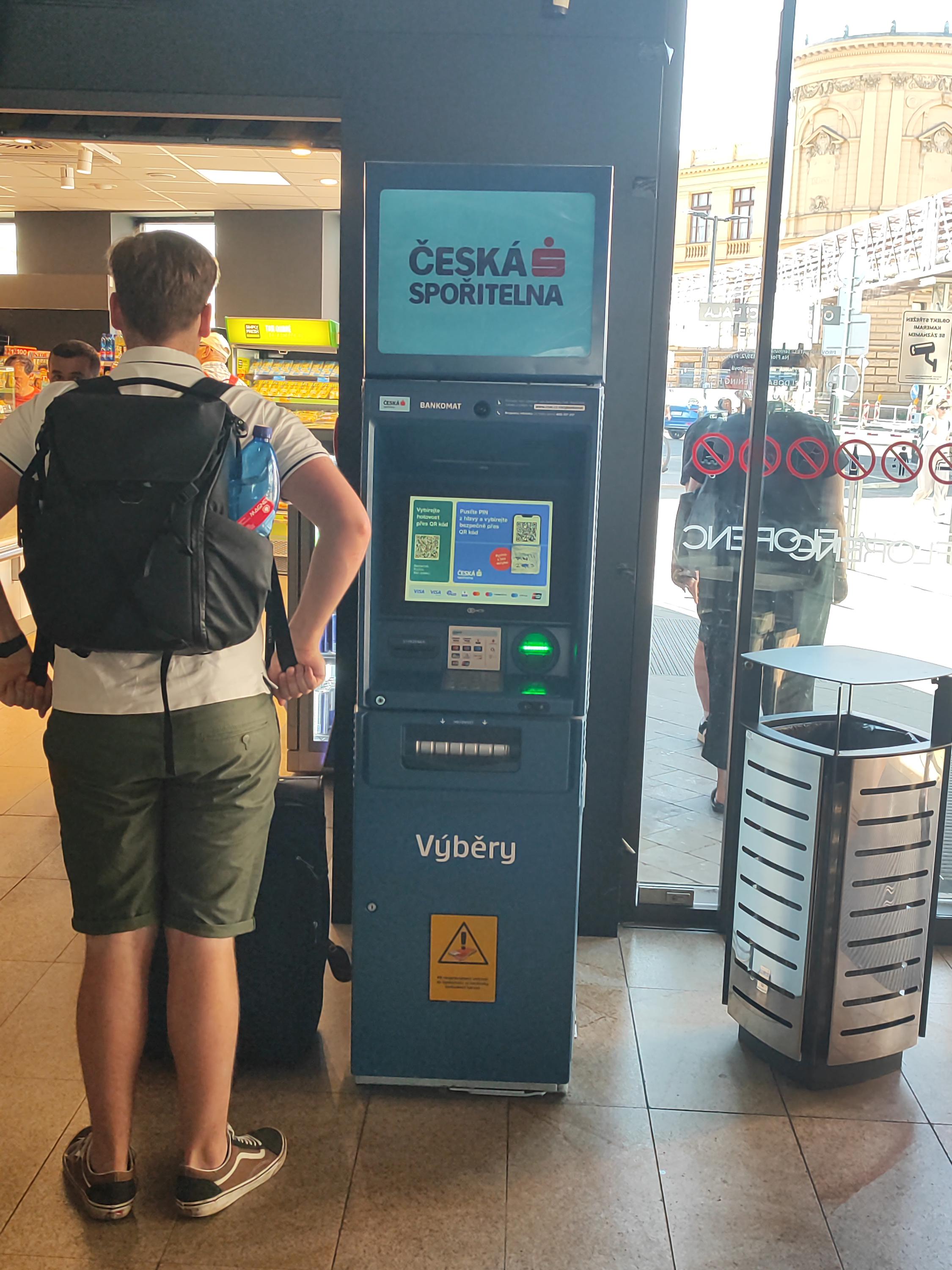 Bankomat České spořitelny foto 2