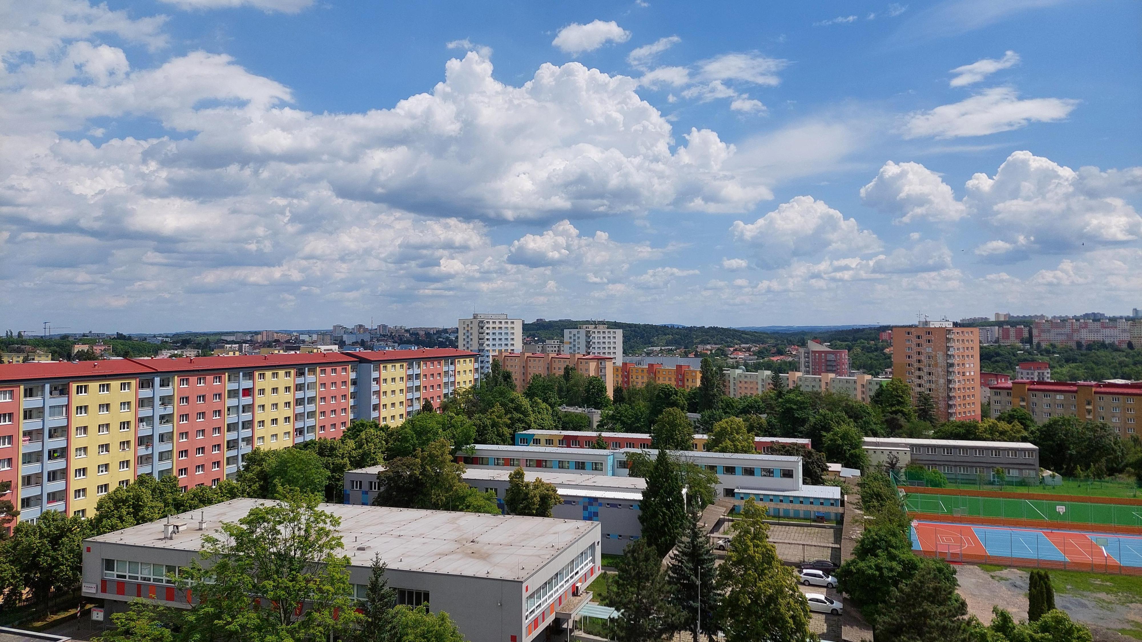 Jahodovka - Vyšší odborná škola sociálně právní foto 3