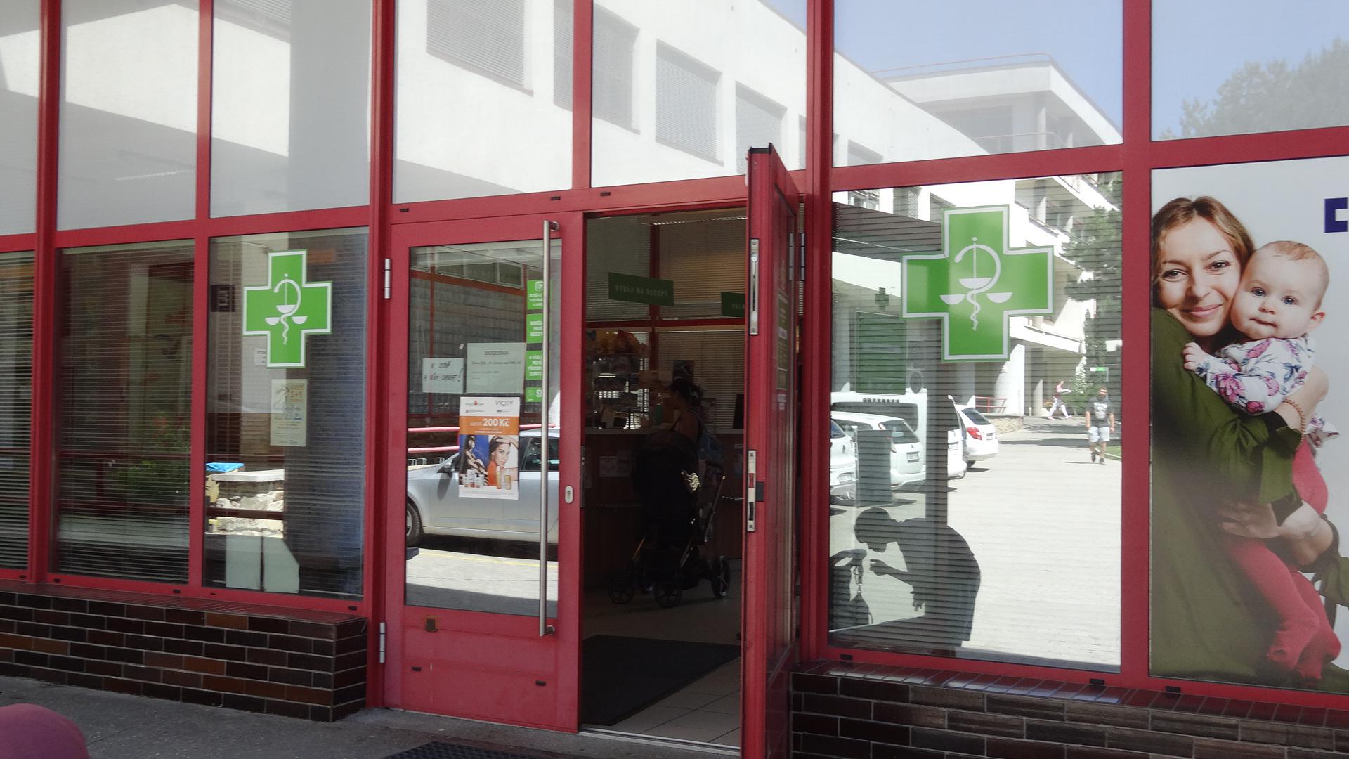 Lékárna u vrátnice - Fakultní nemocnice Brno foto 2