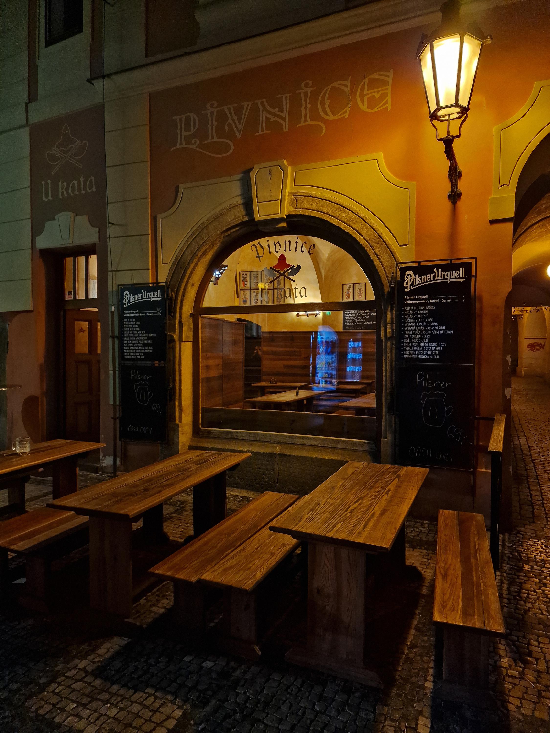 Pivnice U Kata foto 3