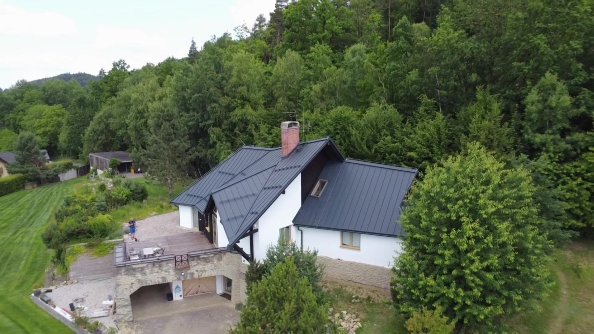 EDAL střechy s.r.o. foto 2 (náhled videa)