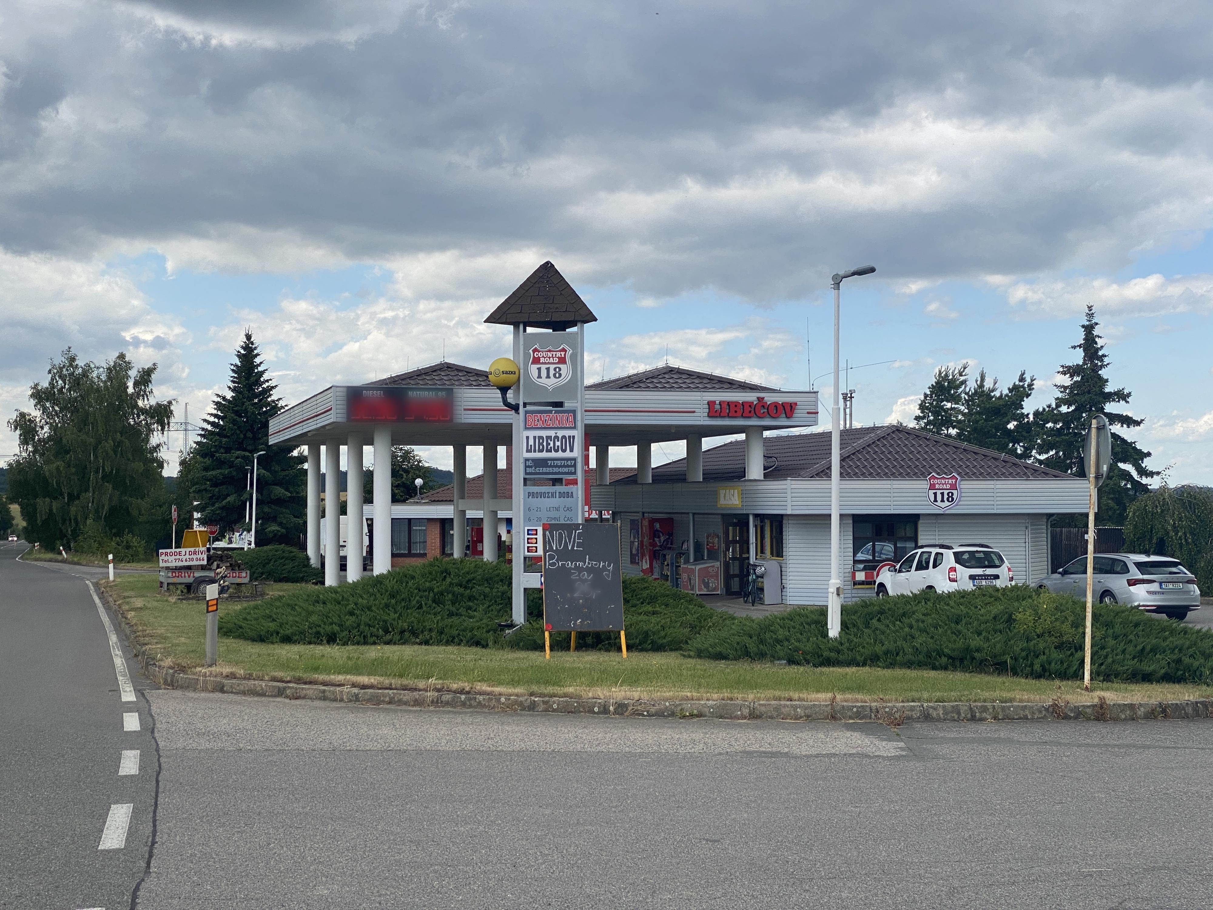 Benzinka Libečov
