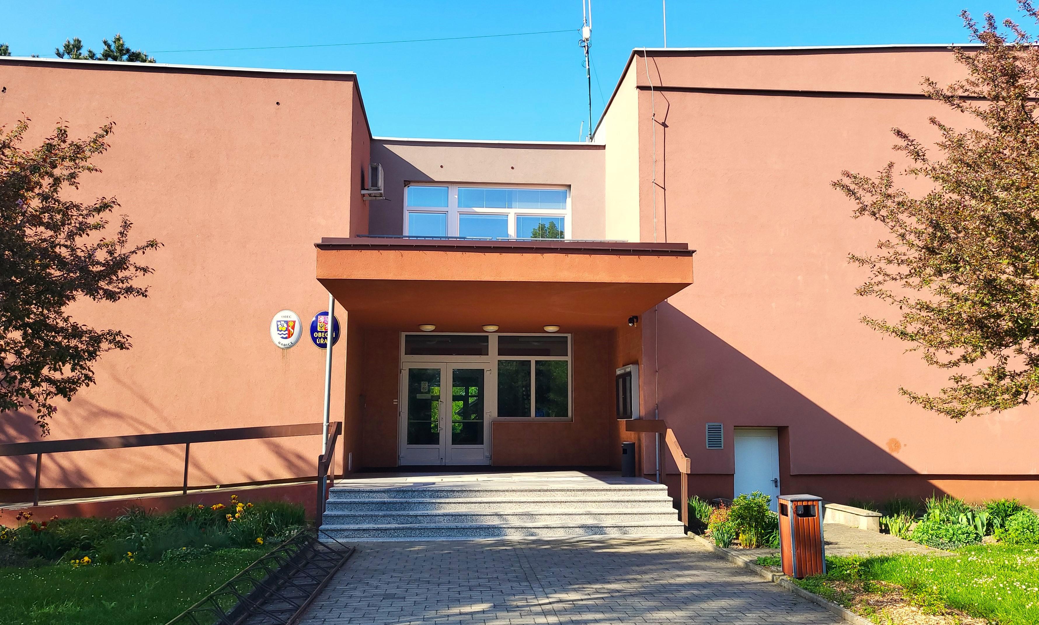 Babice - obecní úřad foto 3