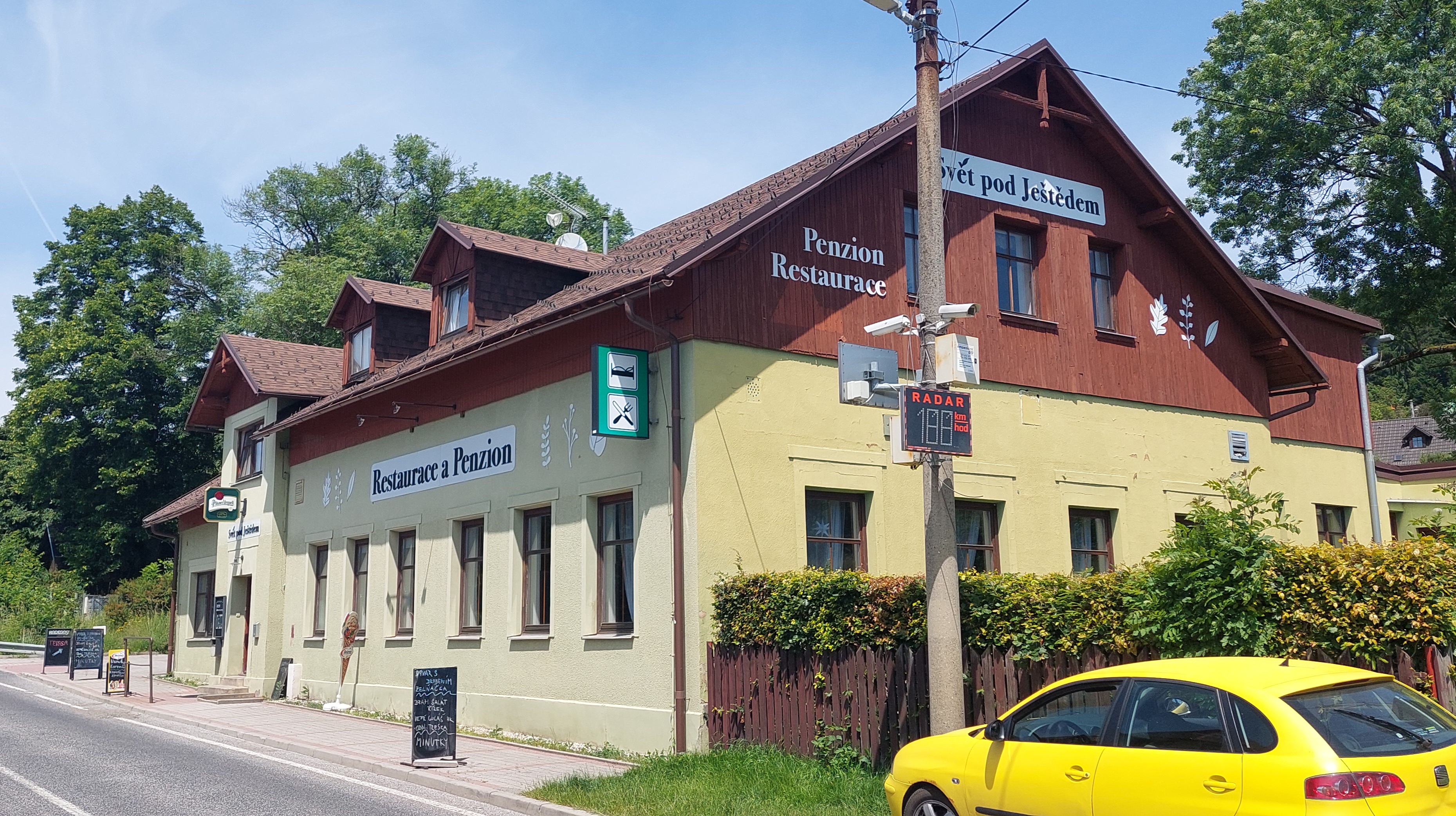 Restaurace pod Ještědem foto 3
