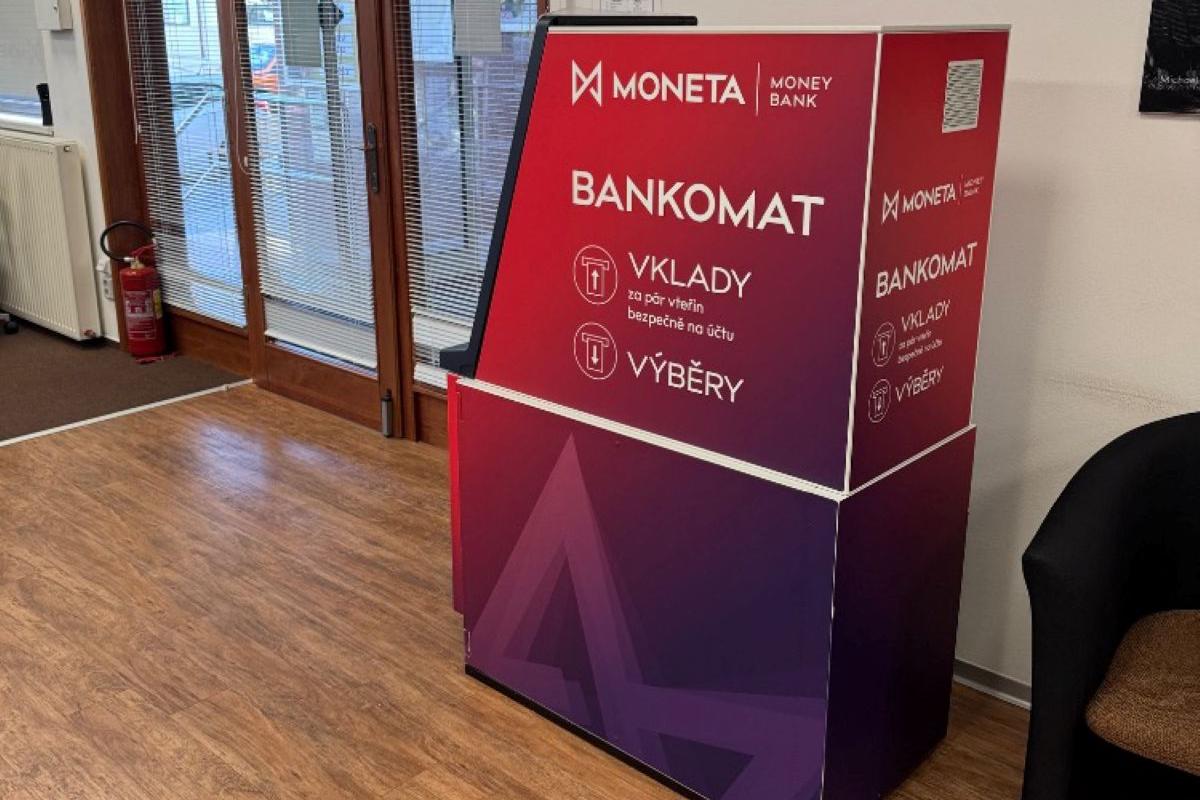 Bankomat MONETA Money Bank vkladový