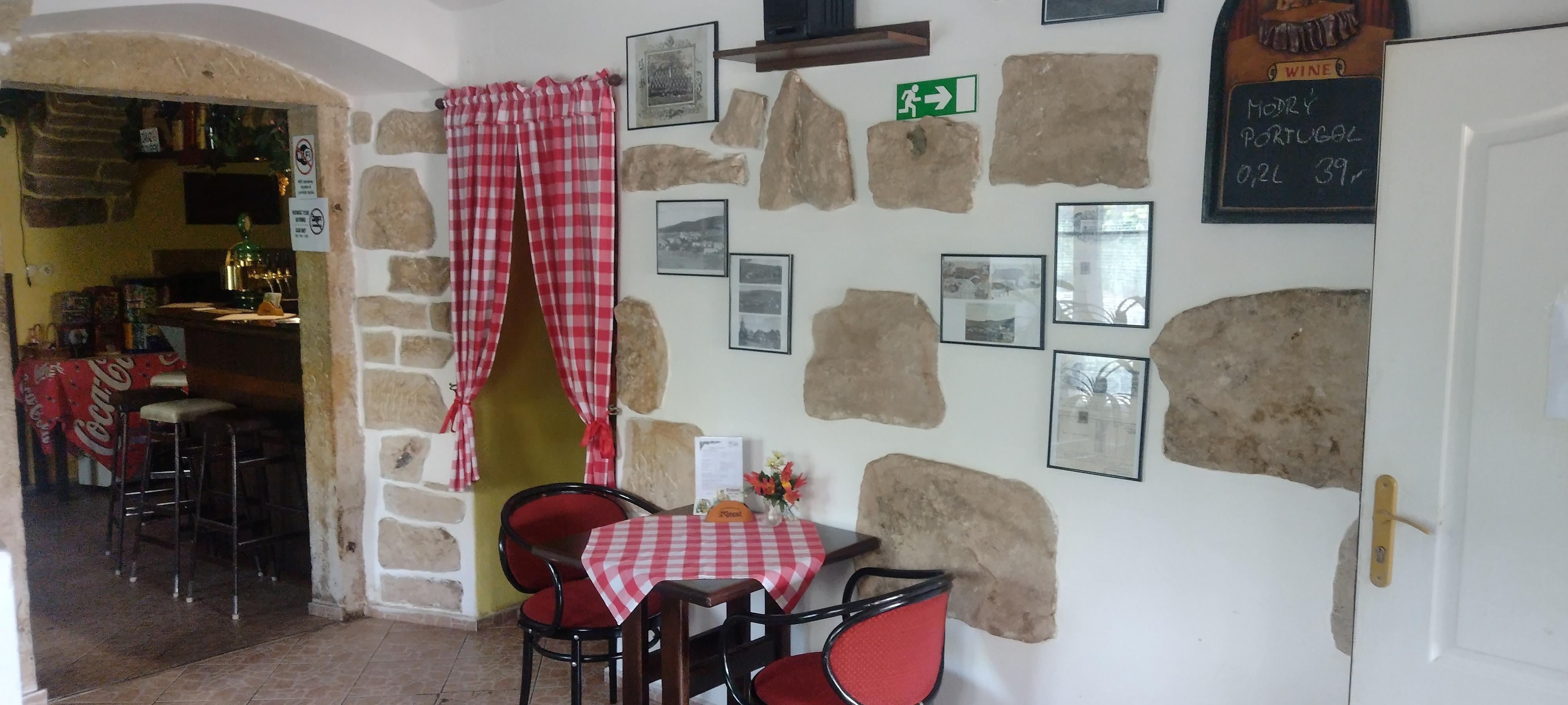 Kamenná hospůdka foto 2