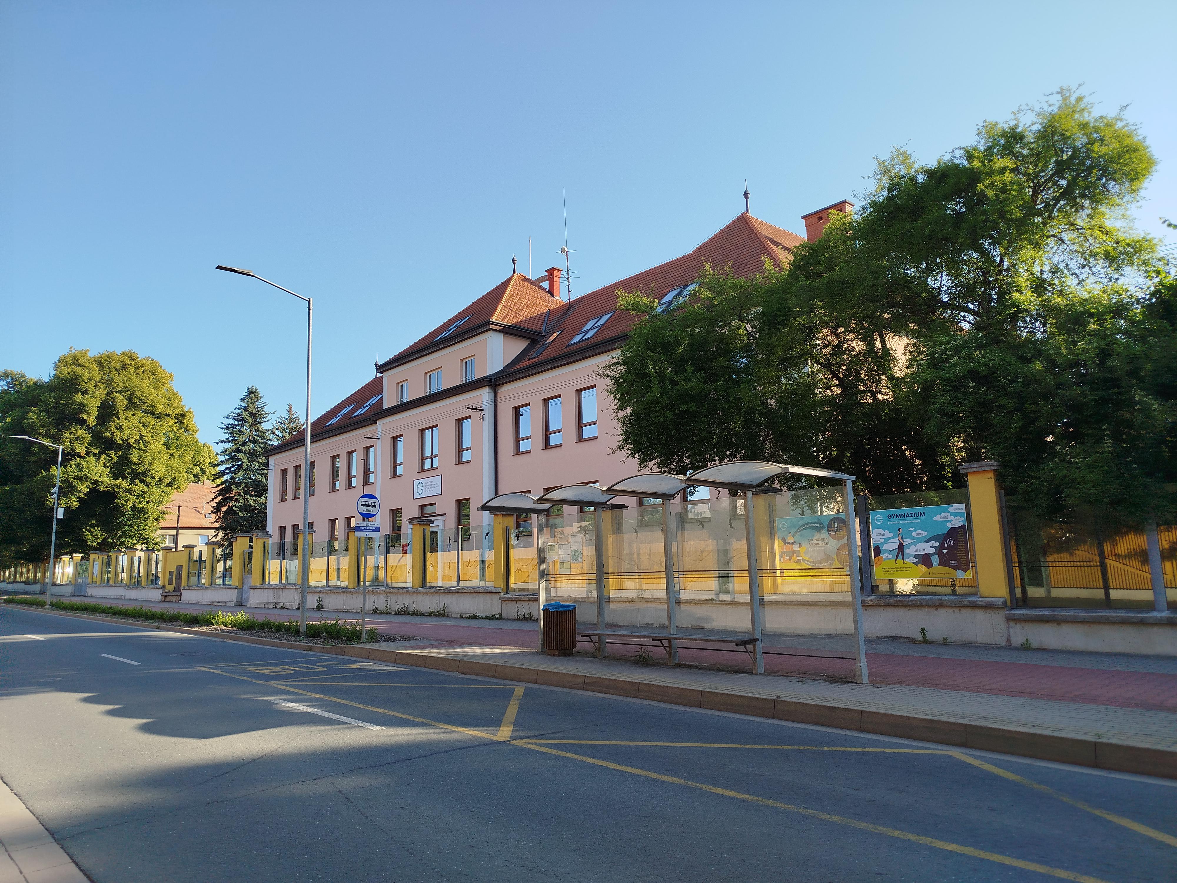 Vyšší odborná škola Nový Bydžov