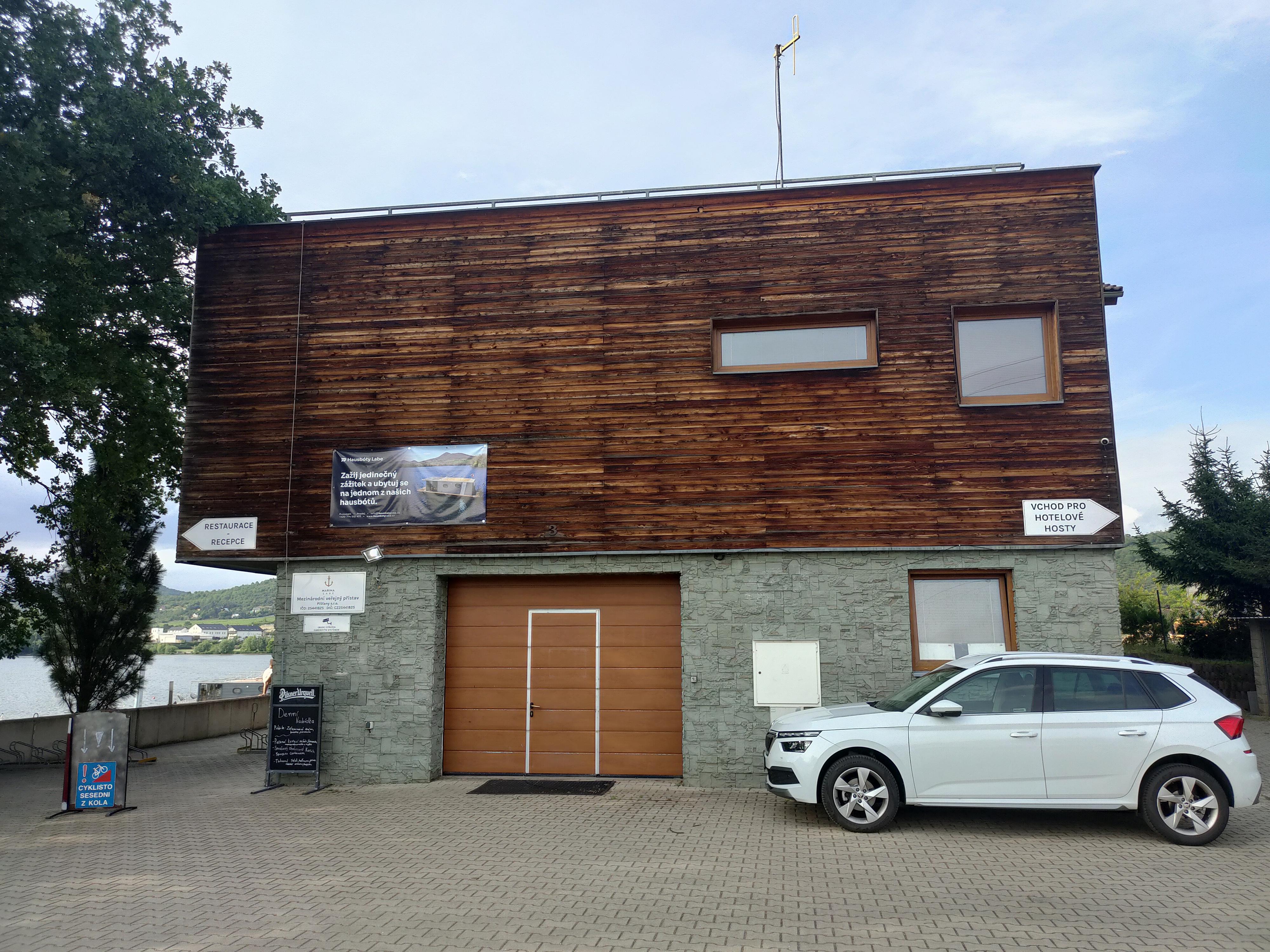 Restaurace Marina Labe foto 4