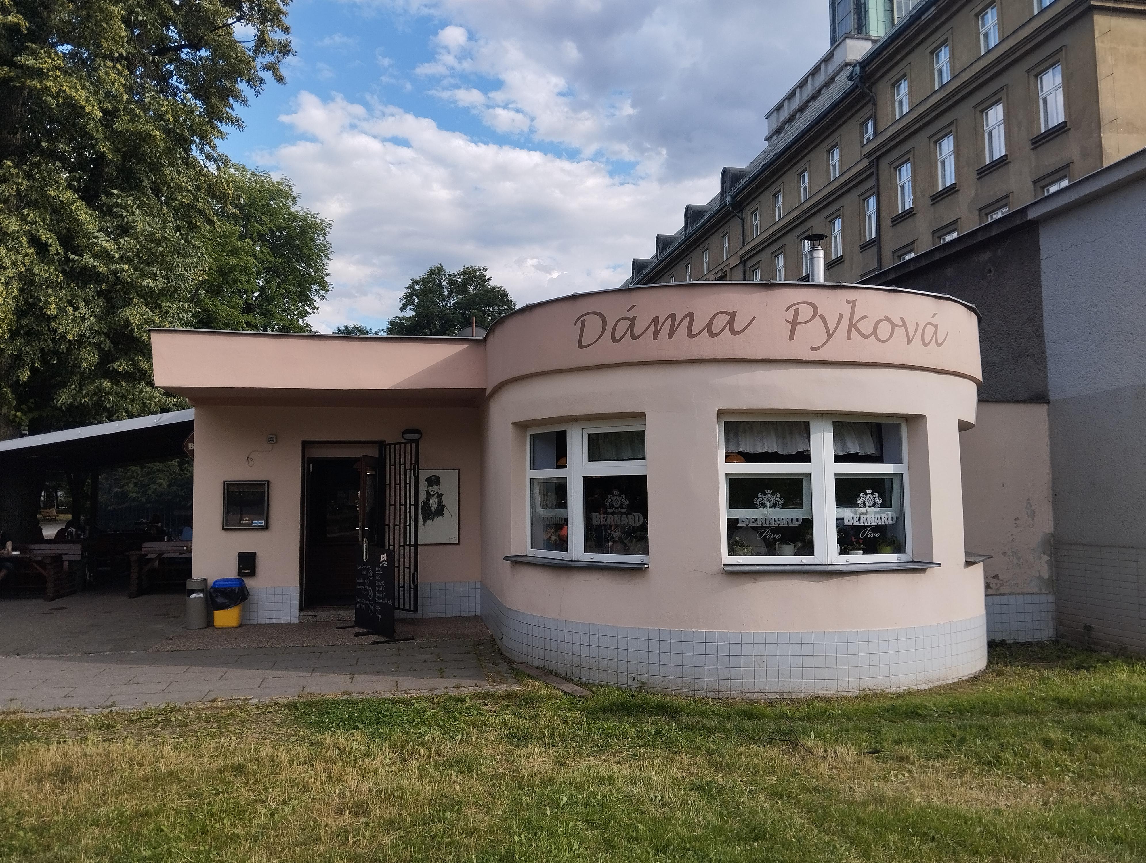 Restaurace Dáma Pyková foto 3