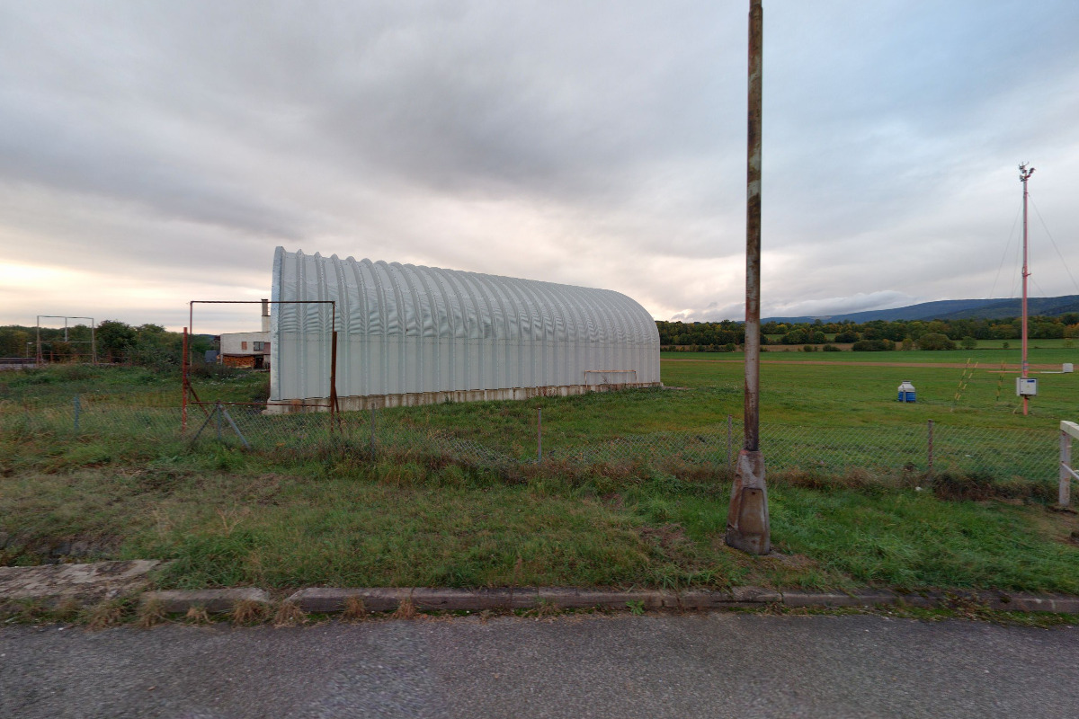 LET VÍRNÍKEM - Yellow point foto 2