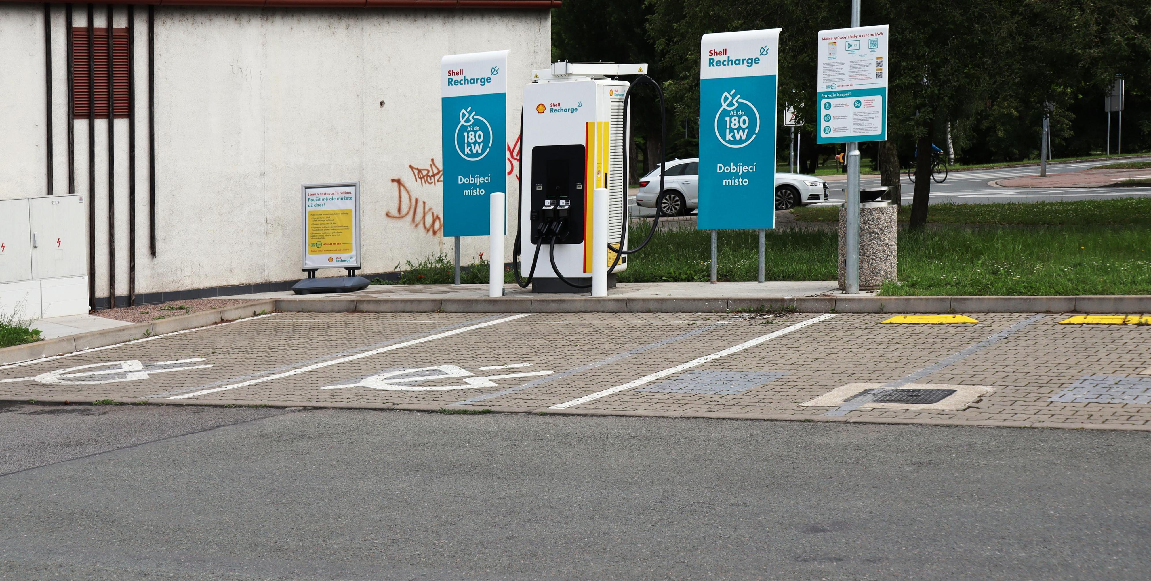 Nabíjecí stanice Shell foto 3