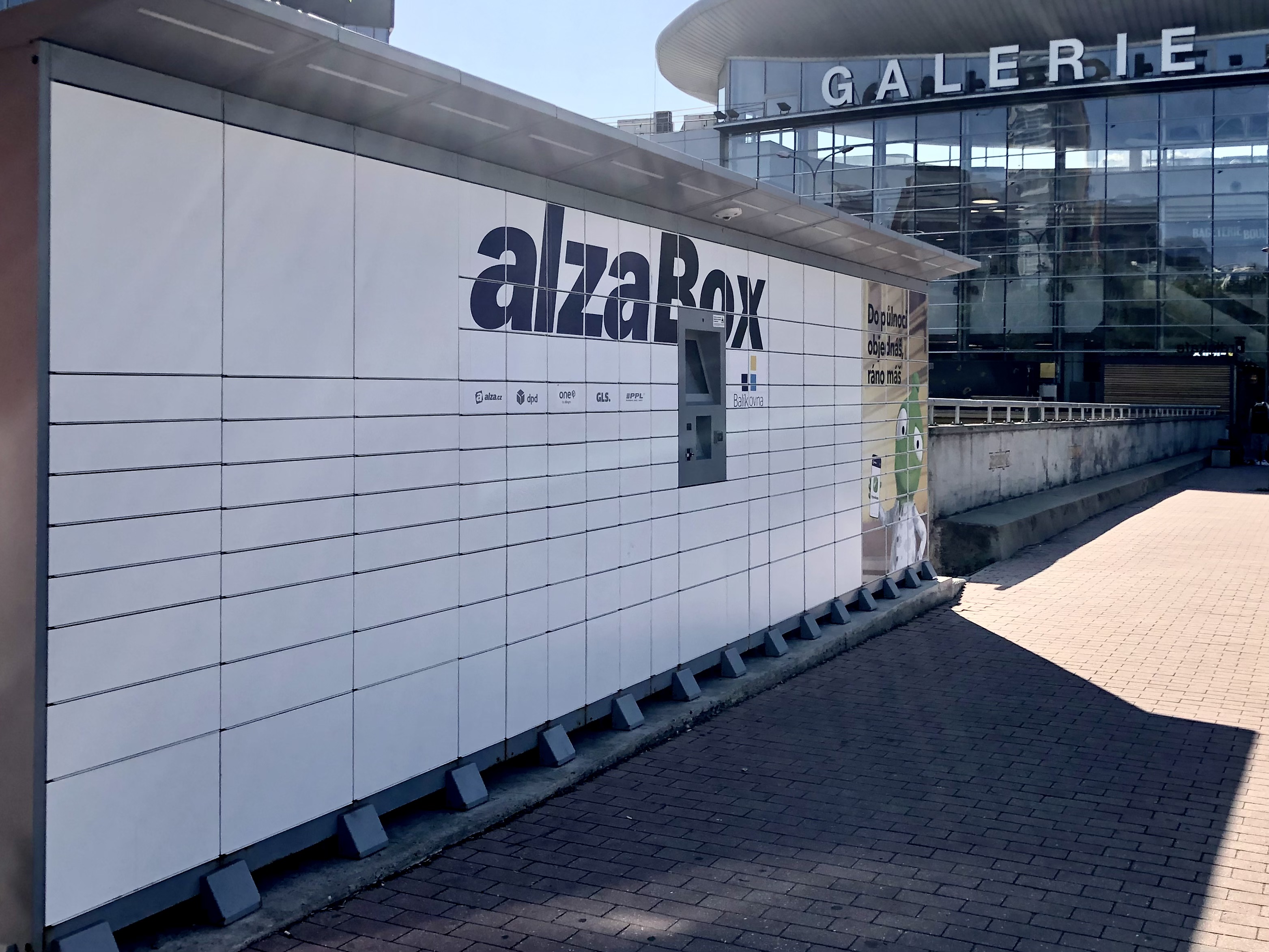 AlzaBox foto 2
