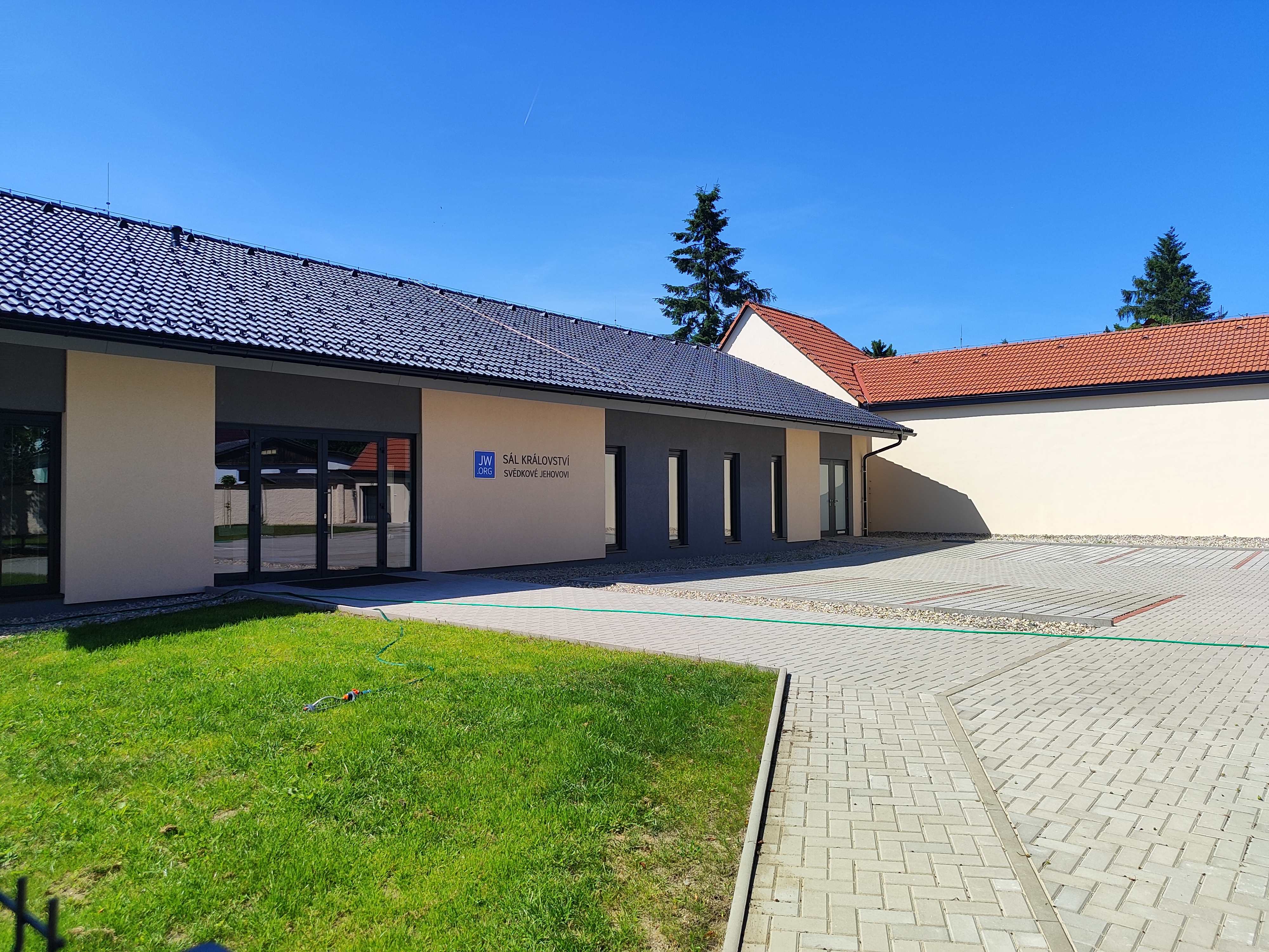 Náboženská společnost Svědkové Jehovovi foto 2