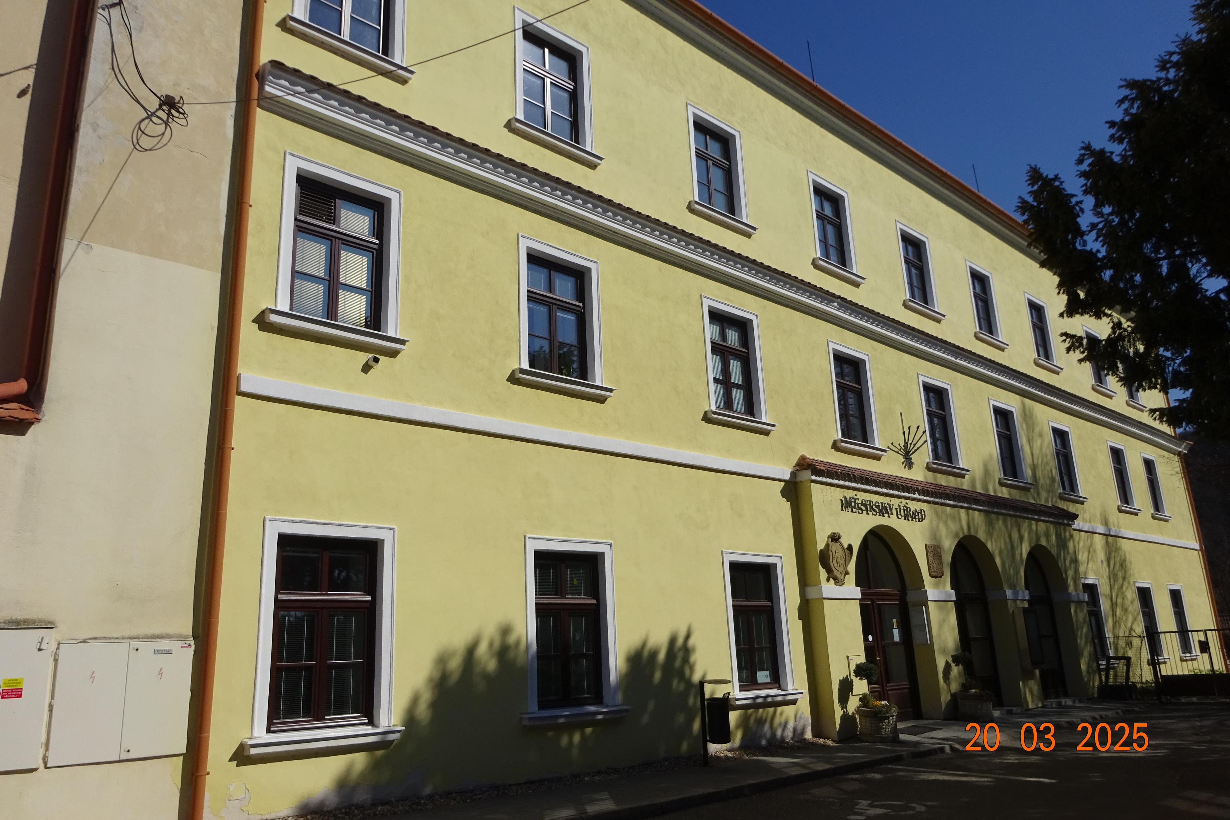 Moravský Krumlov - městský úřad foto 3