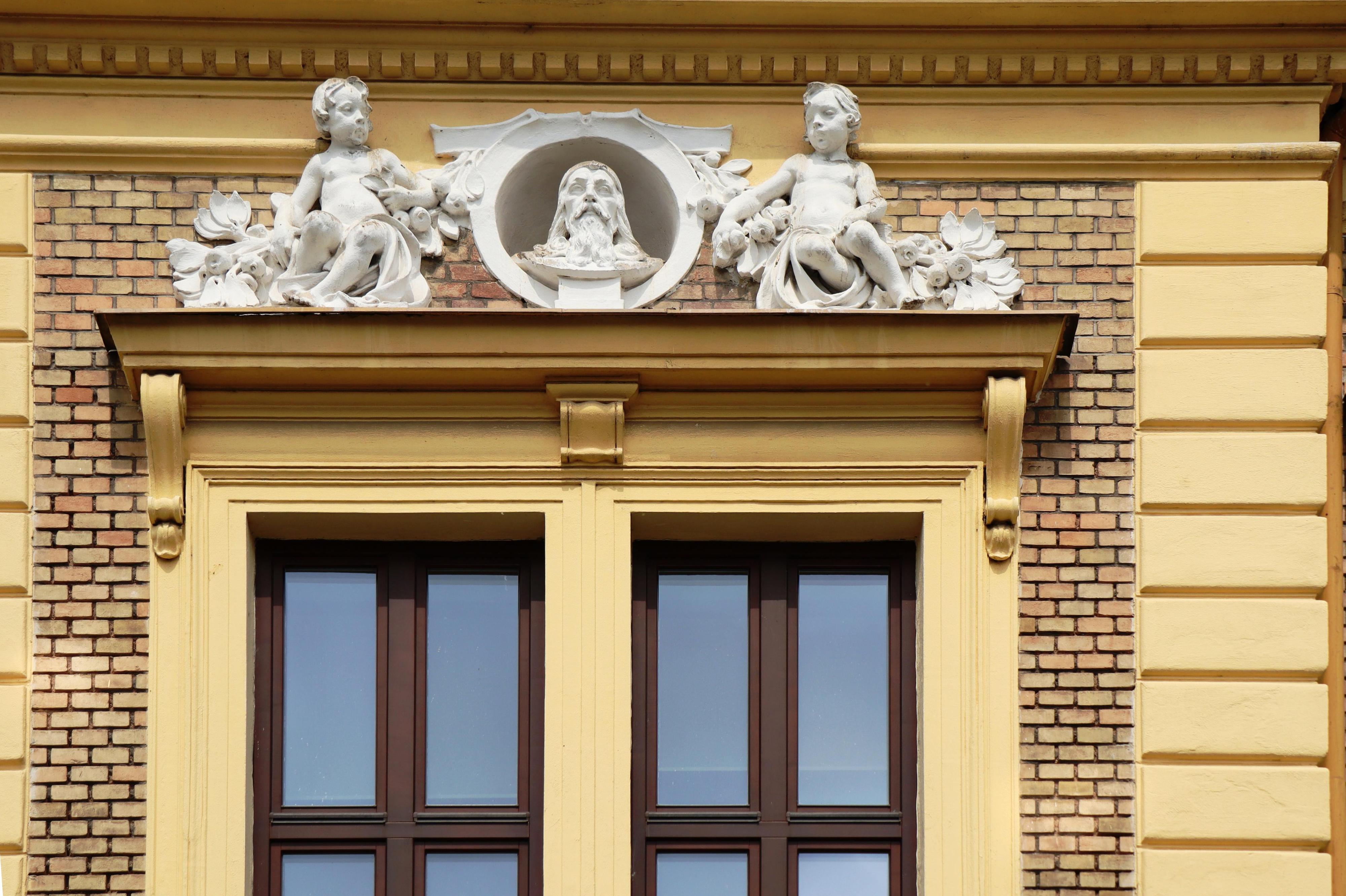 ZŠ a MŠ Hradec Králové, Pražská foto 3