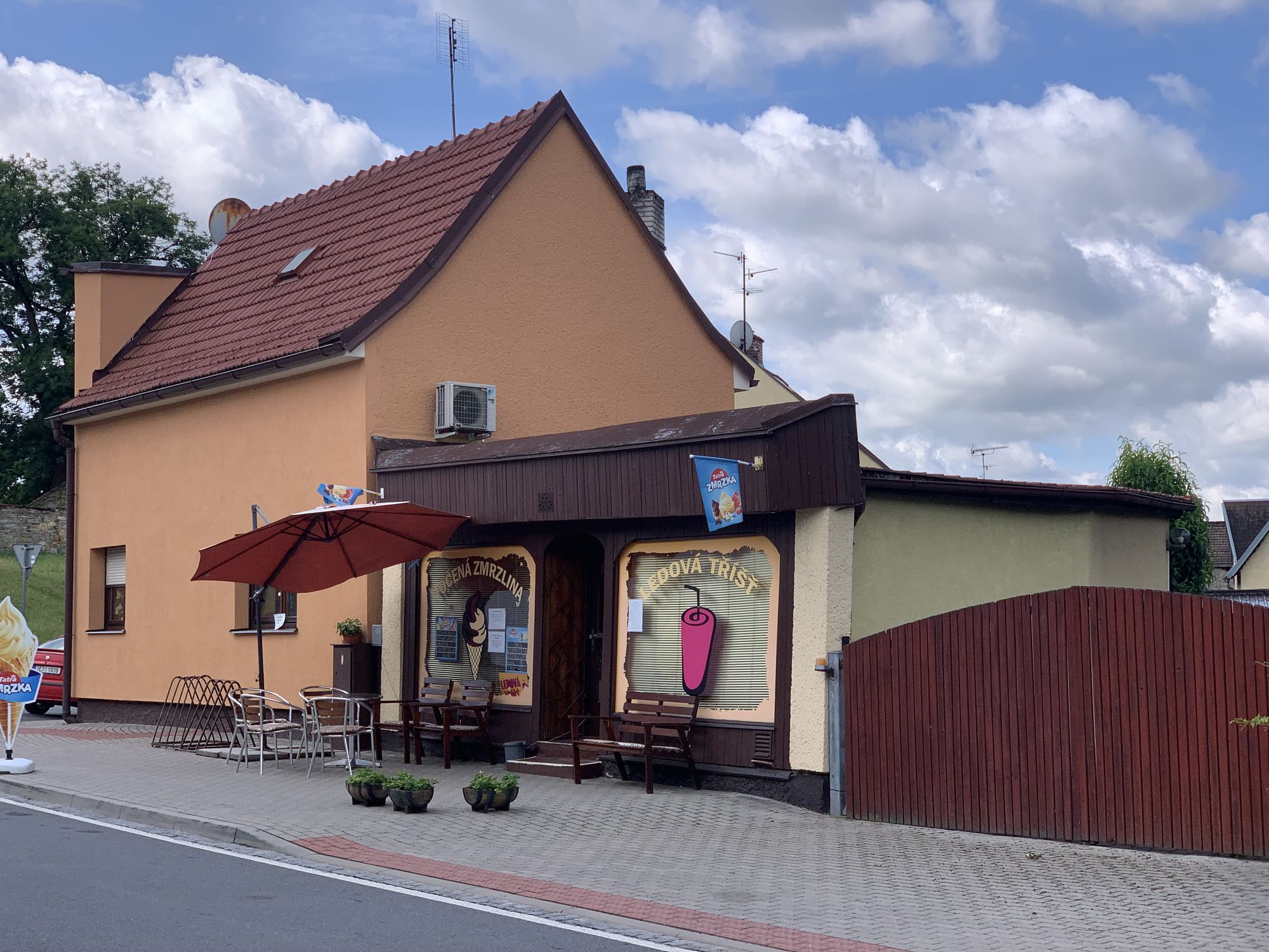 Zmrzlina Borohrádek