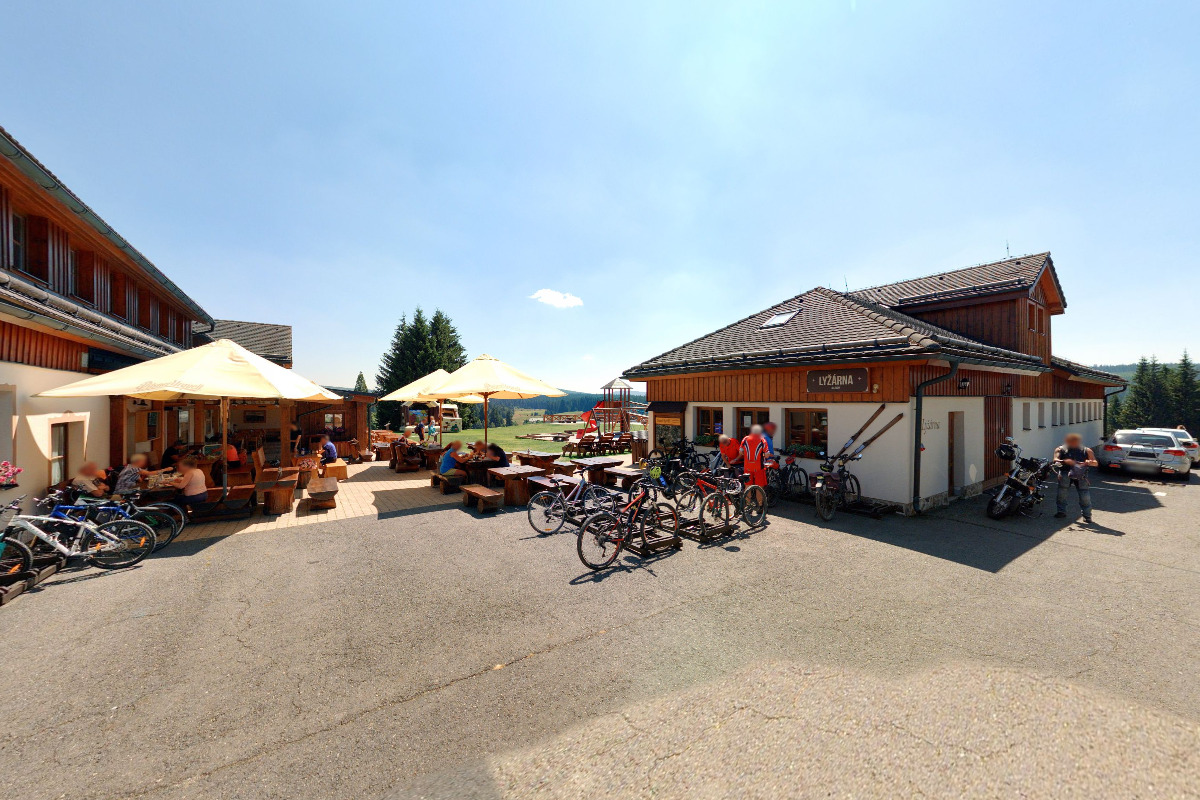 Nabíjecí zásuvka pro elektrokola Hotel Rankl foto 3