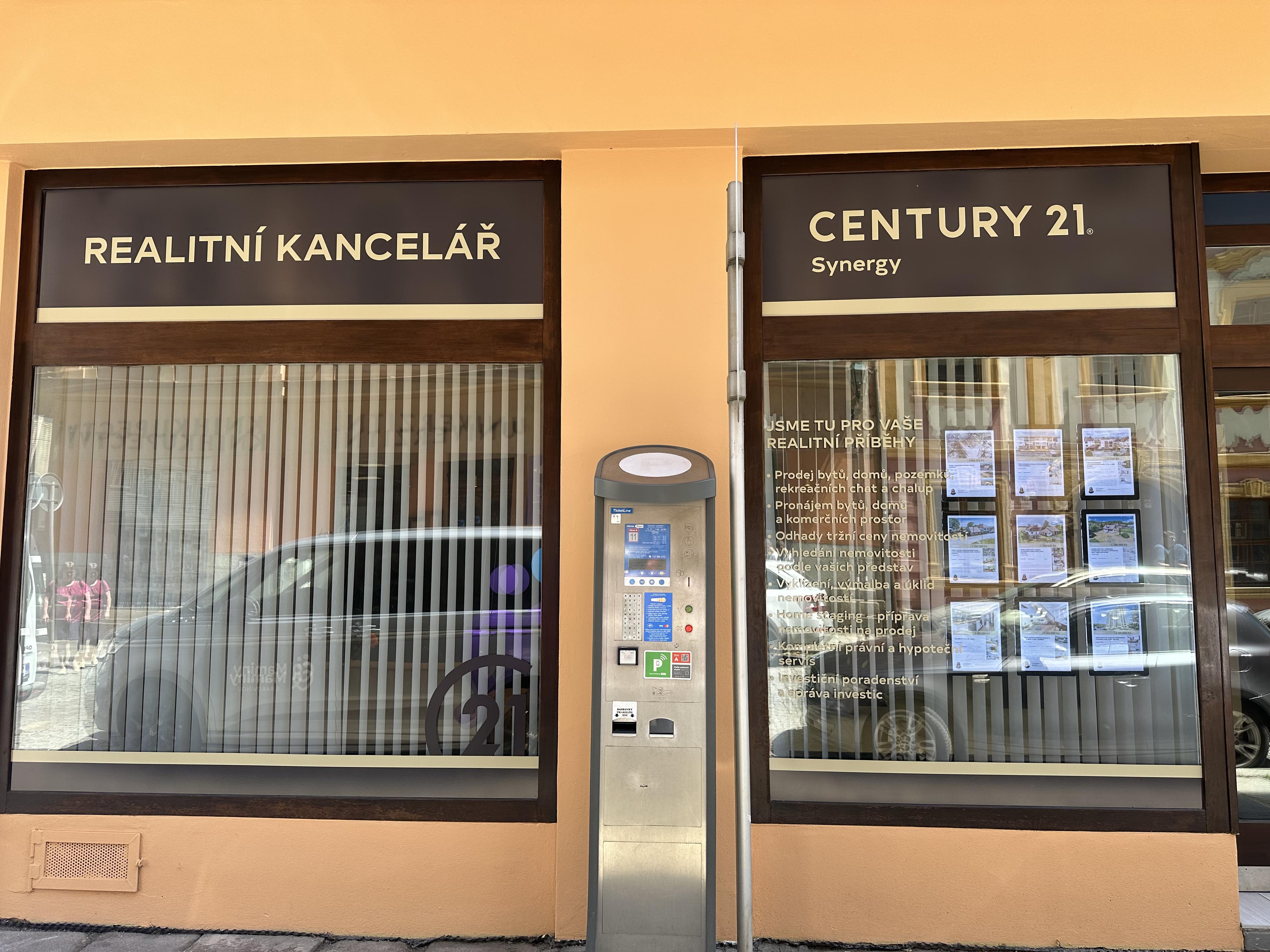 Realitní makléřka - Ing. Lucie Marečková foto 2