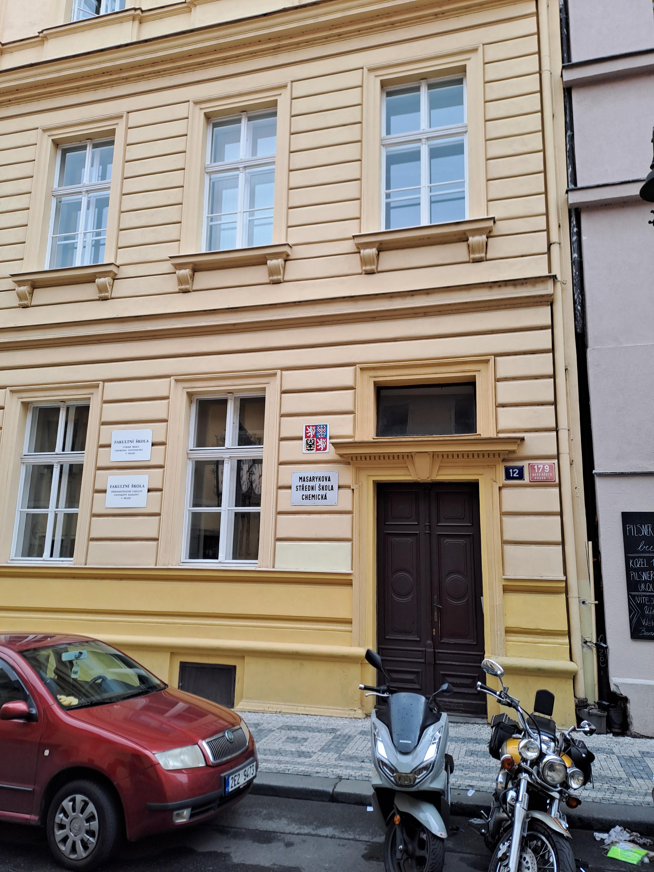 Masarykova střední škola chemická, Praha 1 foto 3