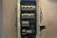 Fotografie Aleš Burian - Elektroinstalace