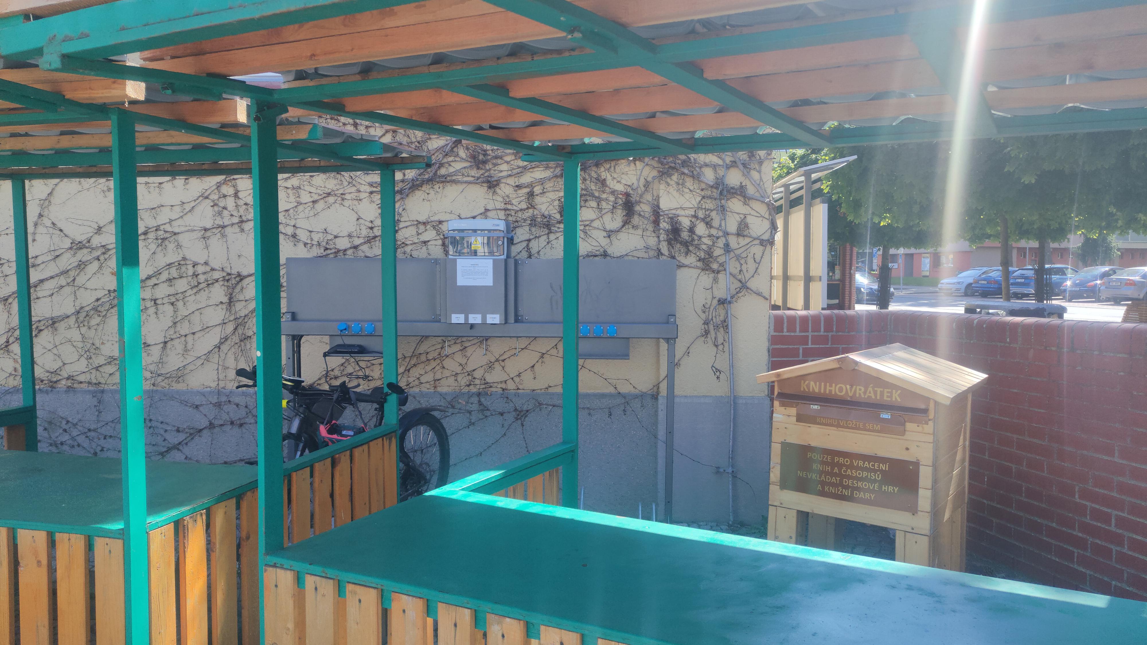 Nabíječka elektrokol Městská knihovna Sázava