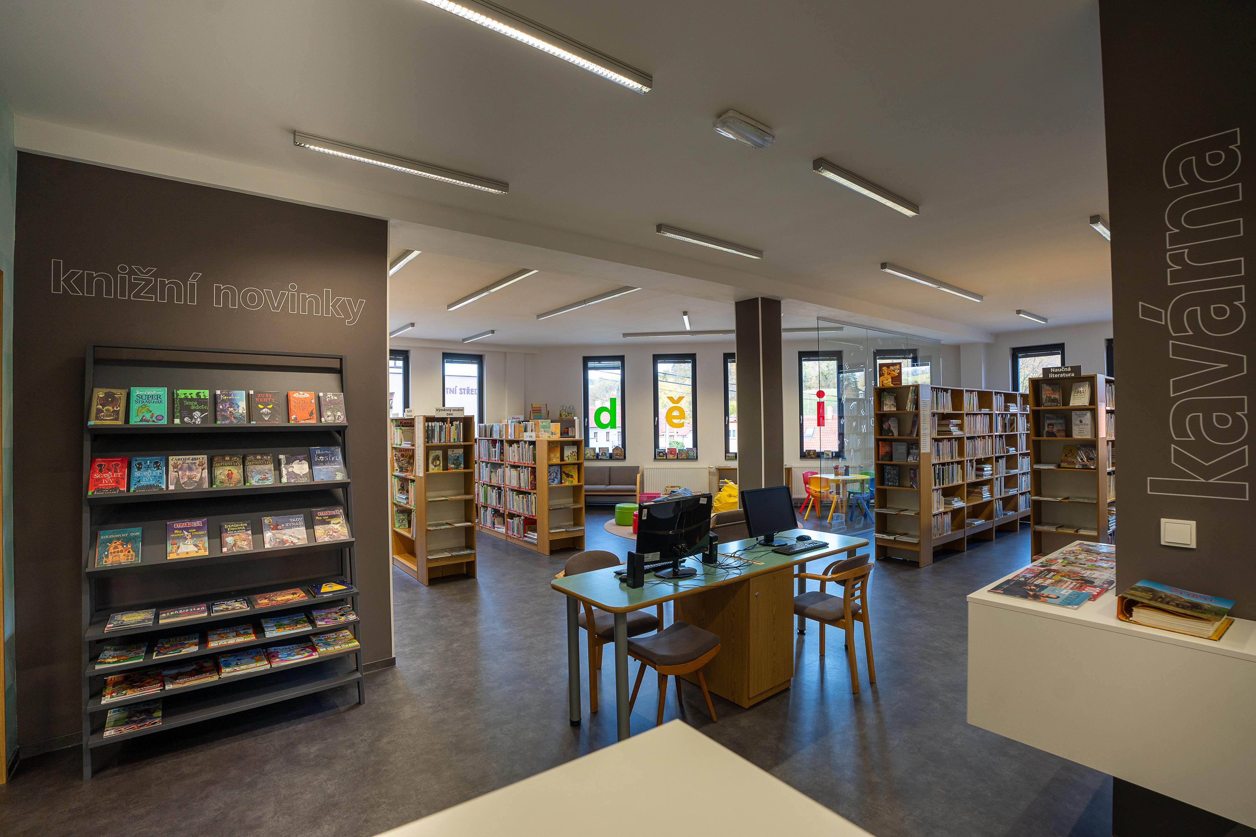 Městská knihovna Josefa Čižmáře Vizovice foto 4