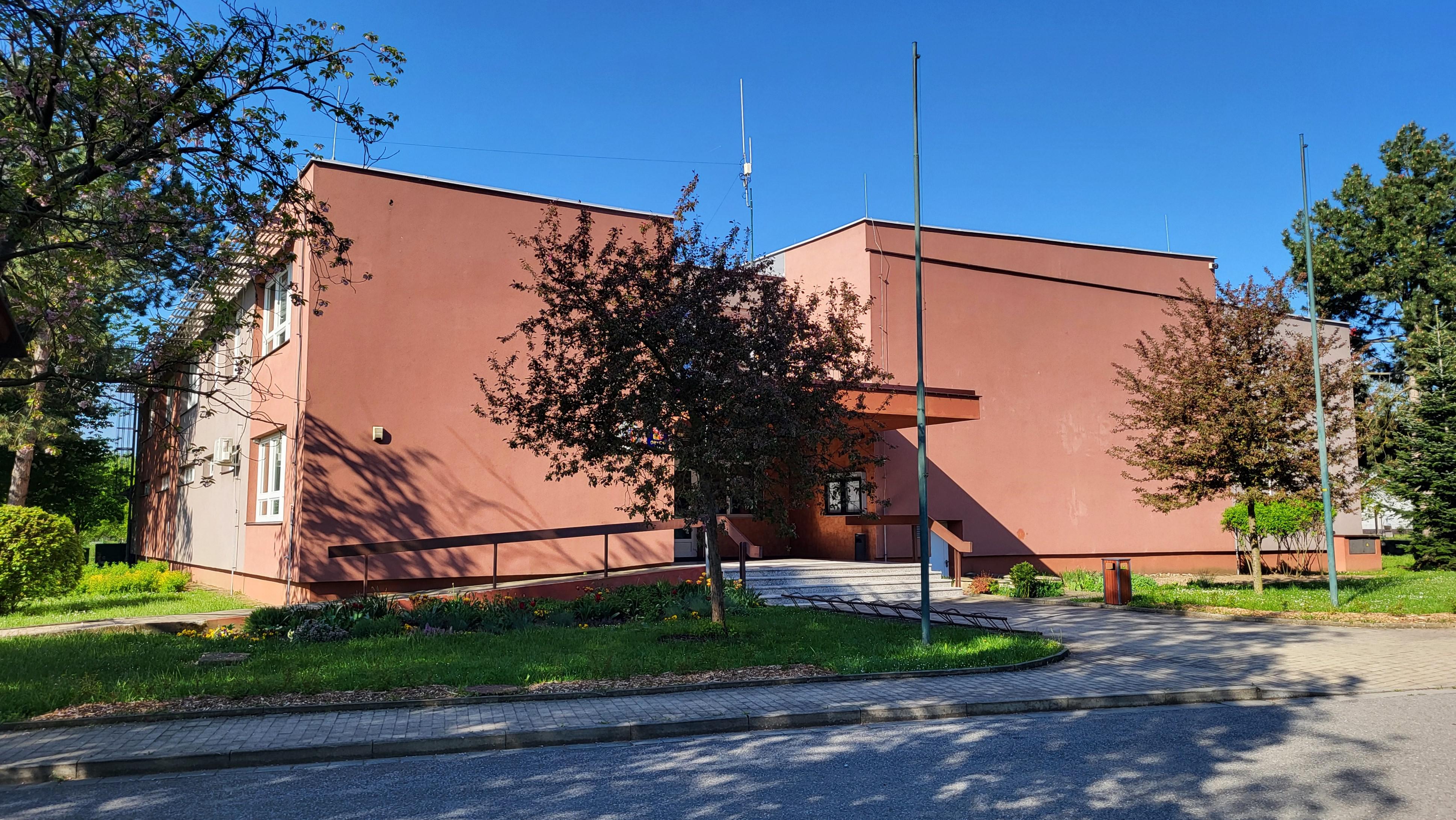 Babice - obecní úřad foto 2