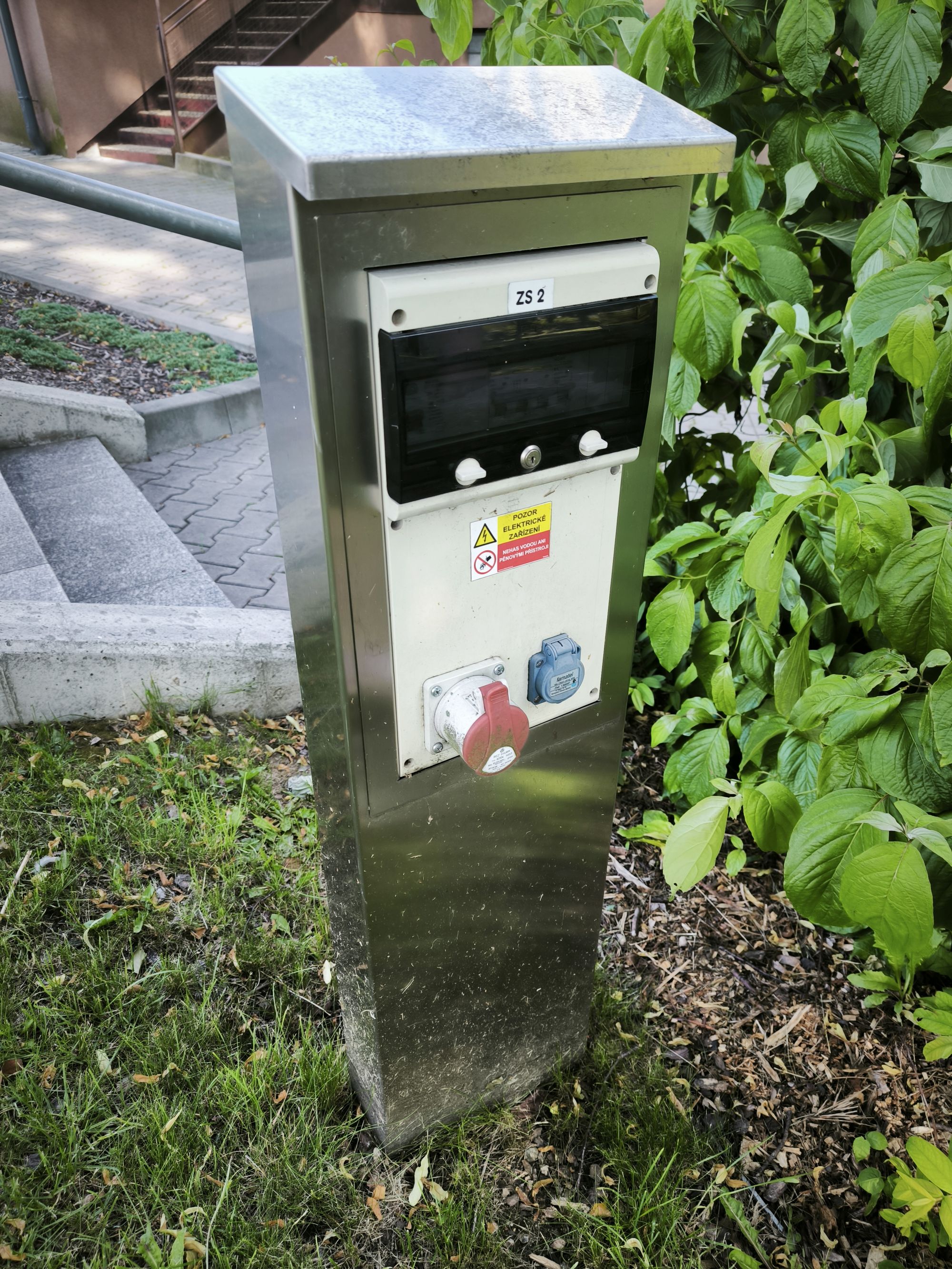 Nabíjecí zásuvka pro elektrokola Stonava foto 2