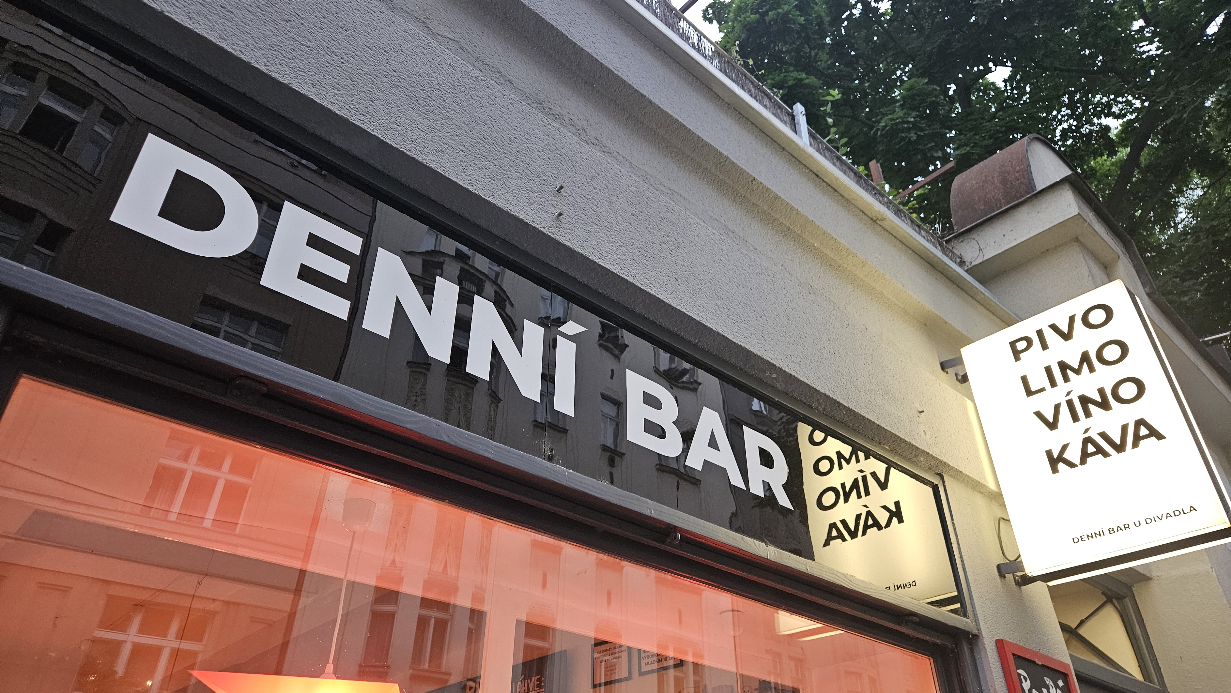 Denní bar U Divadla foto 5