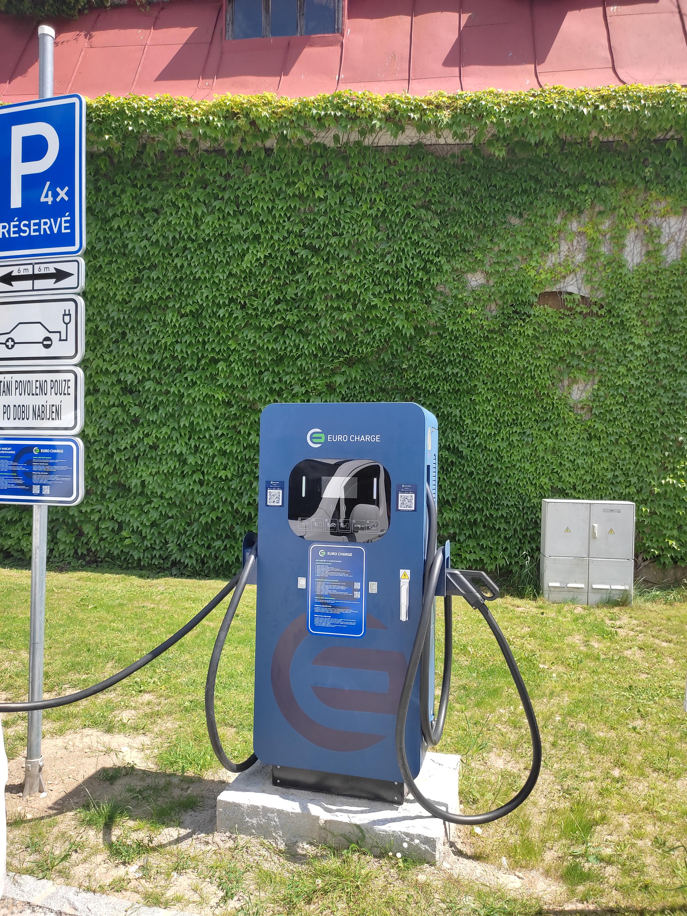 Dobíjecí stanice EURO CHARGE foto 3