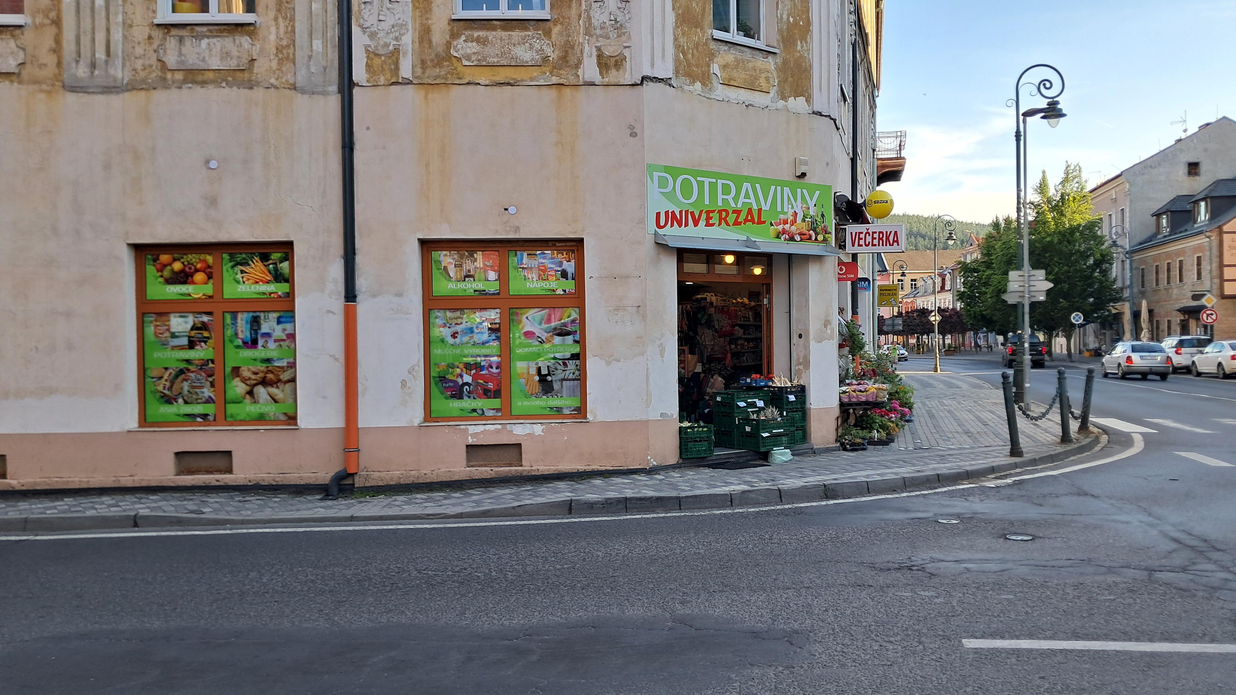 Potraviny náměstí Karla IV.