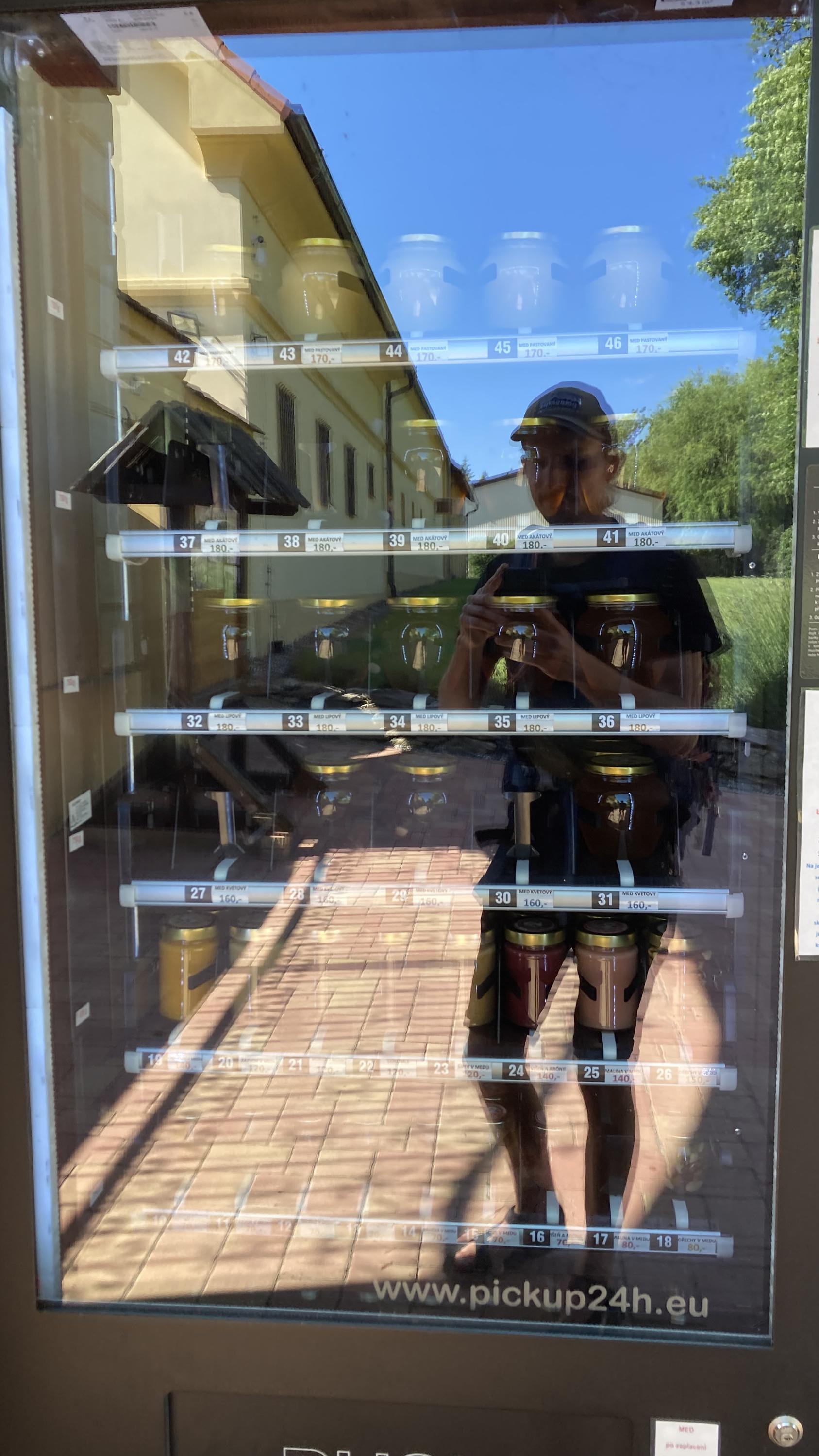 Medomat - Včelí farma Cihlářovi foto 5