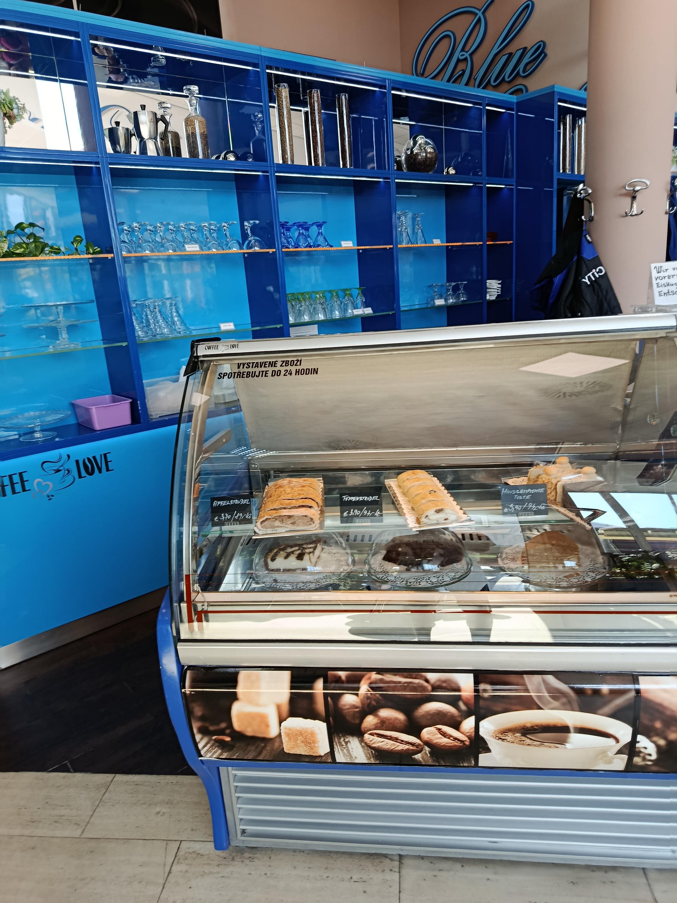 Blue cafe/Creperie foto 2