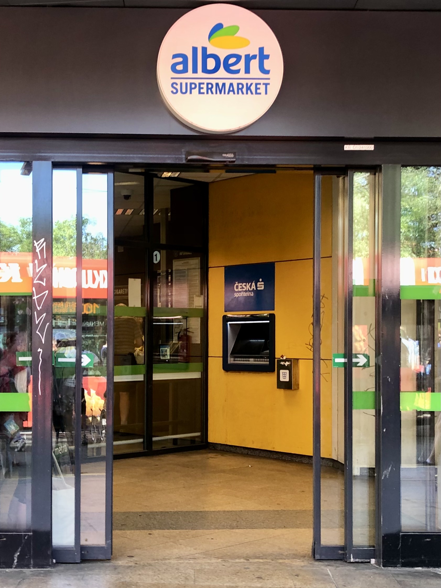 Bankomat České spořitelny foto 3